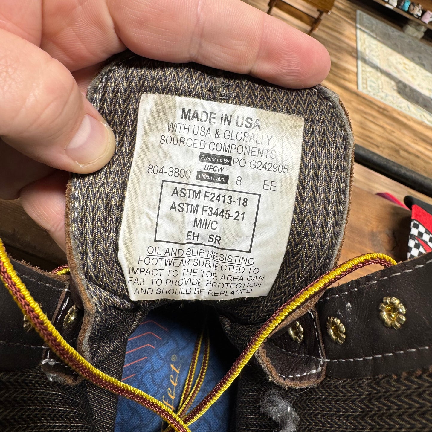 Thorogood 804-3800 Men's Steel Toe Leather Work Boots 1957 Size 8