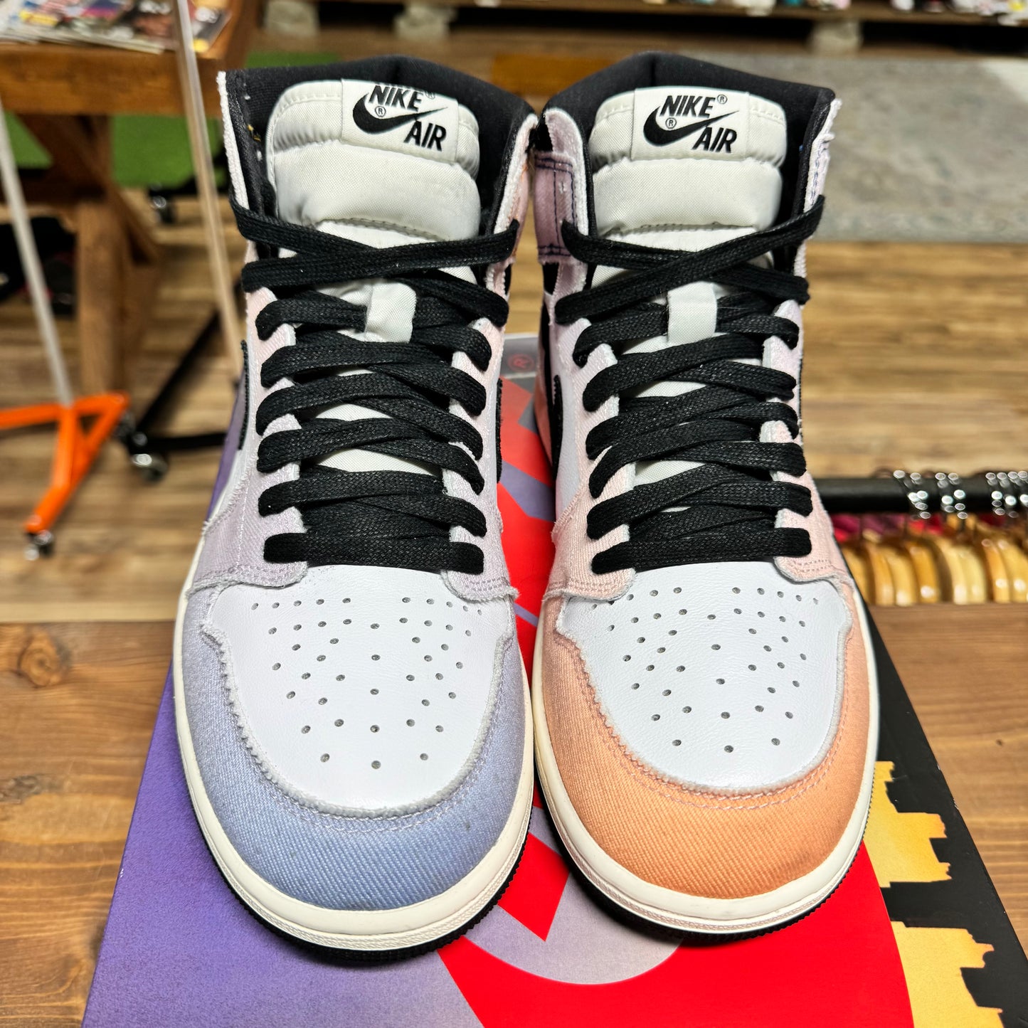 Jordan 1 'Skyline' Size 9.5