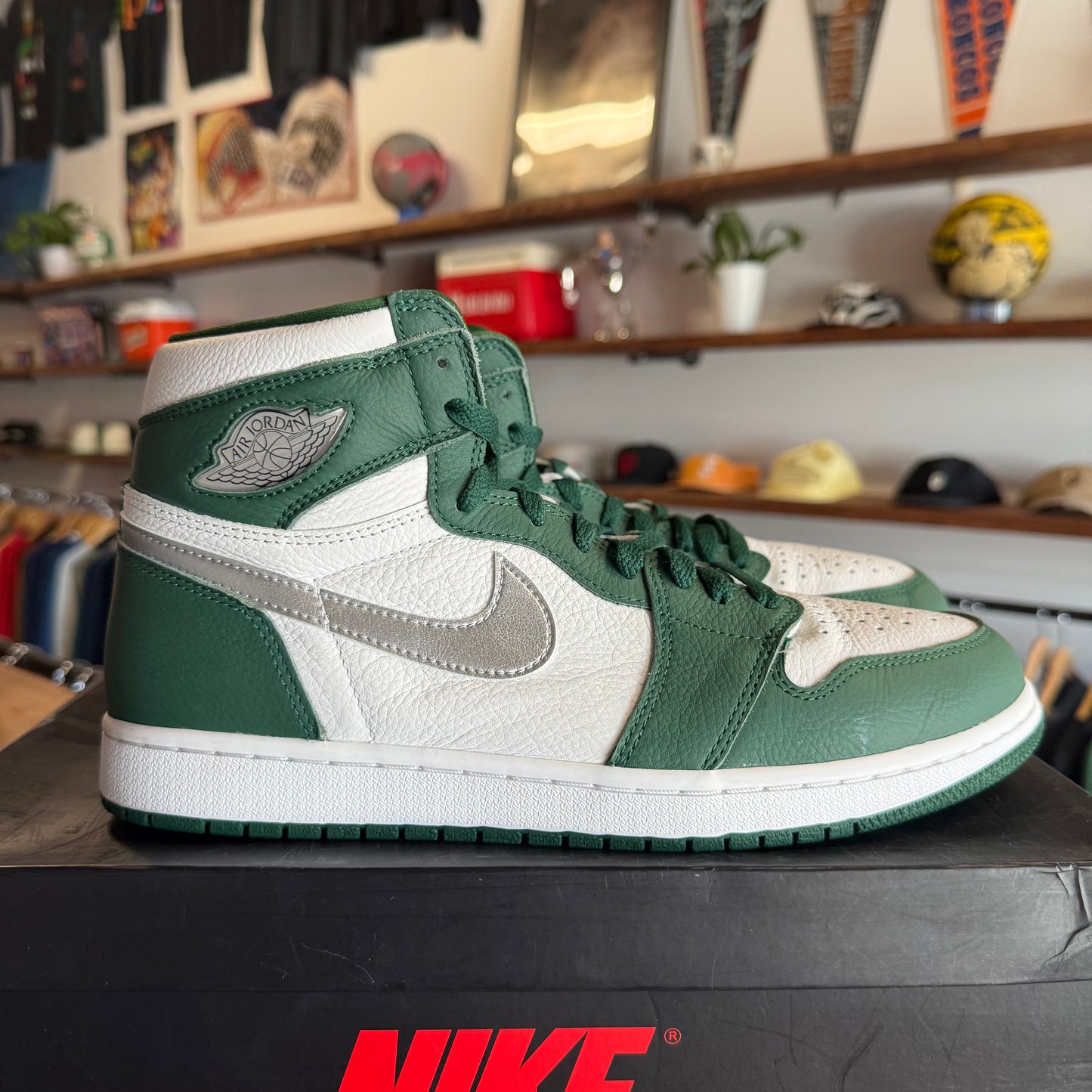 Jordan 1 'Gorge Green' Size 11.5