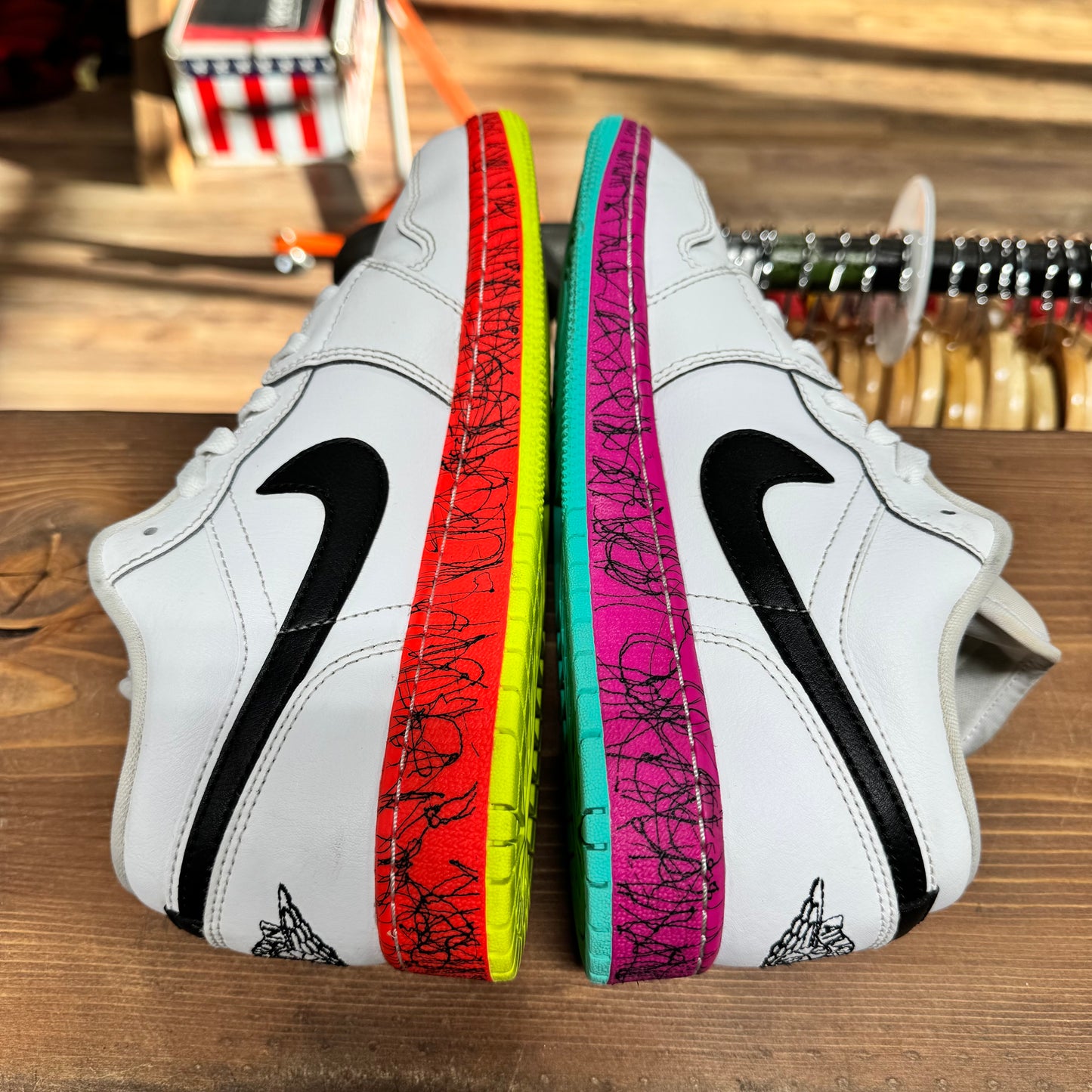 Jordan 1 Low 'Multi-Color' Size 6Y