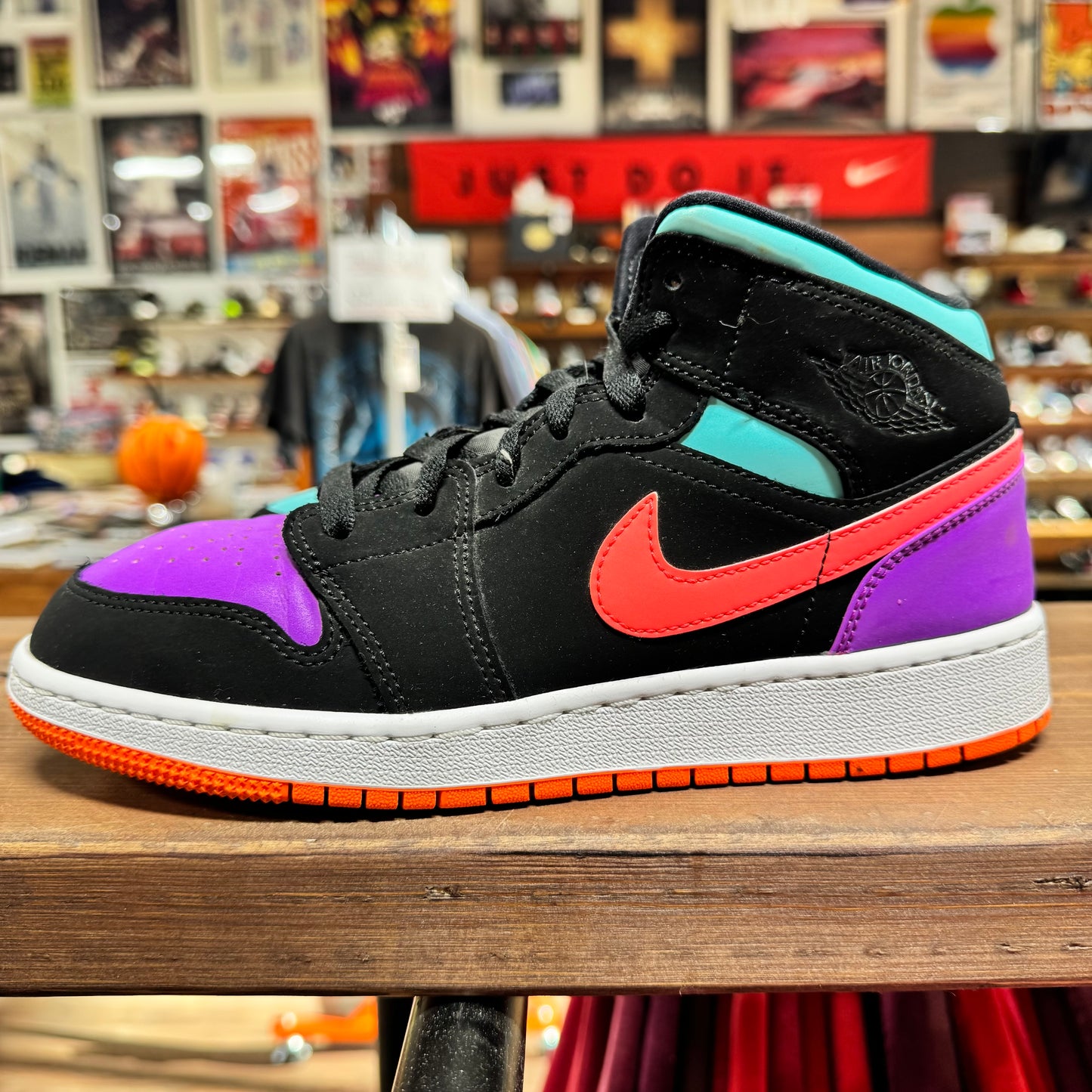 Jordan 1 Mid 'Candy' Size 6.5Y
