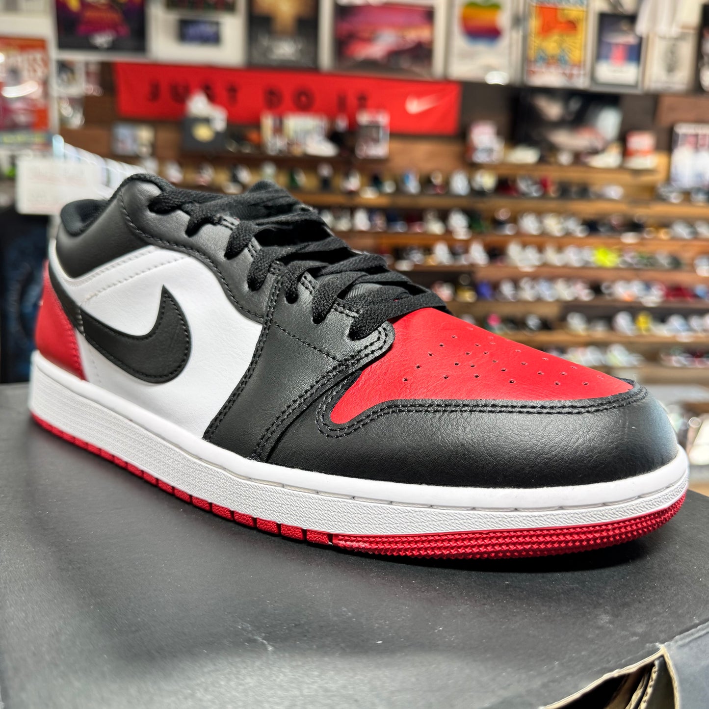 Jordan 1 Low 'Bred Toe 2.0' Size 12