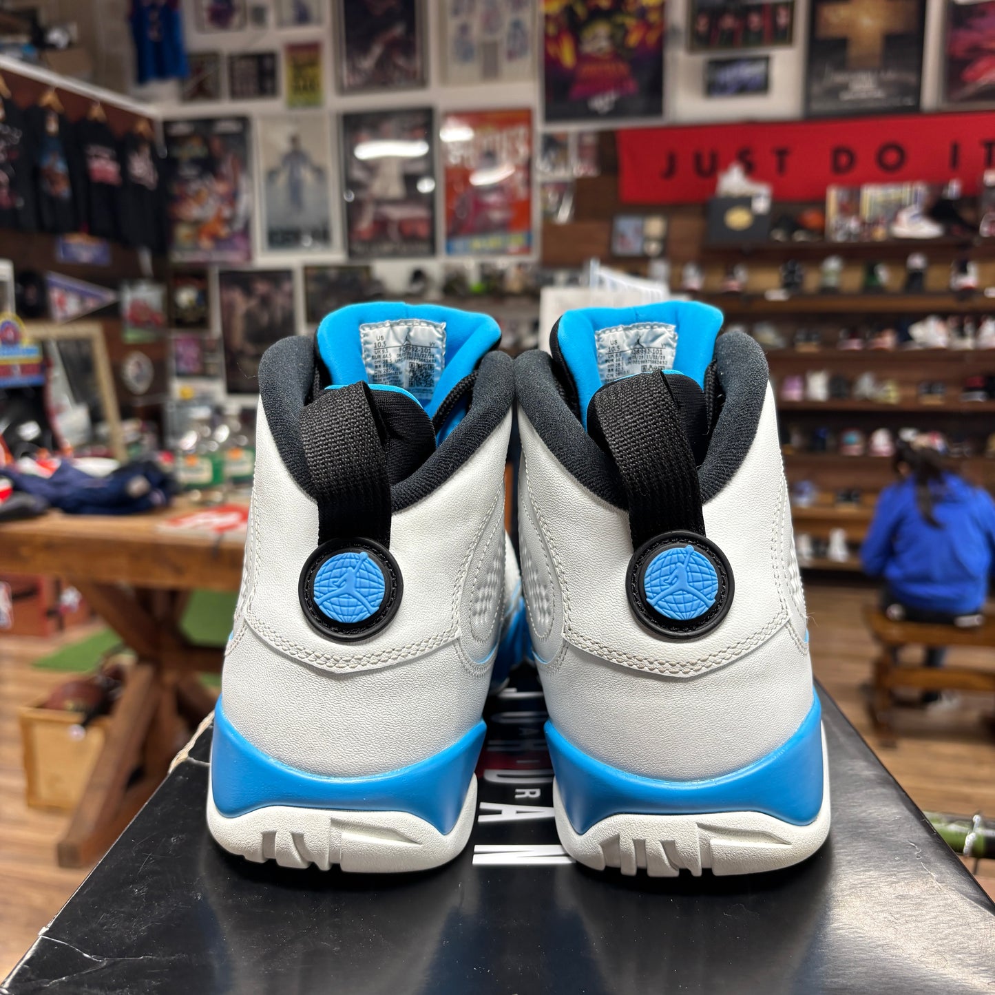 Jordan 9 'Powder Blue' Size 10.5