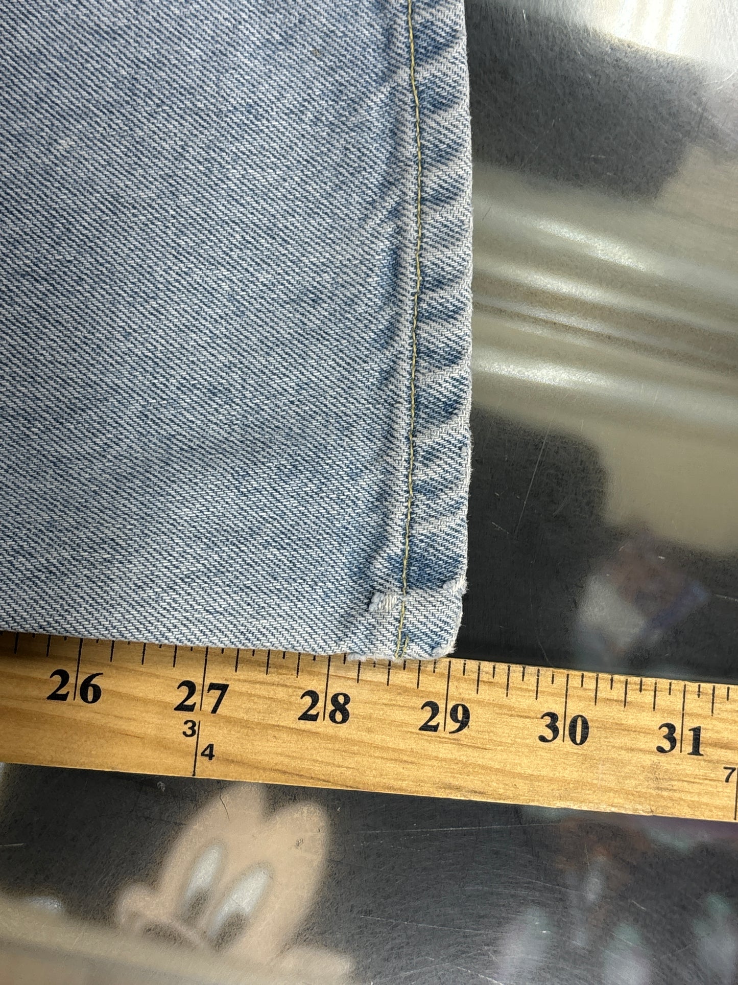 Vintage 90's Tommy Hilfiger Women's Light Wash Denim Jeans Size 27x29
