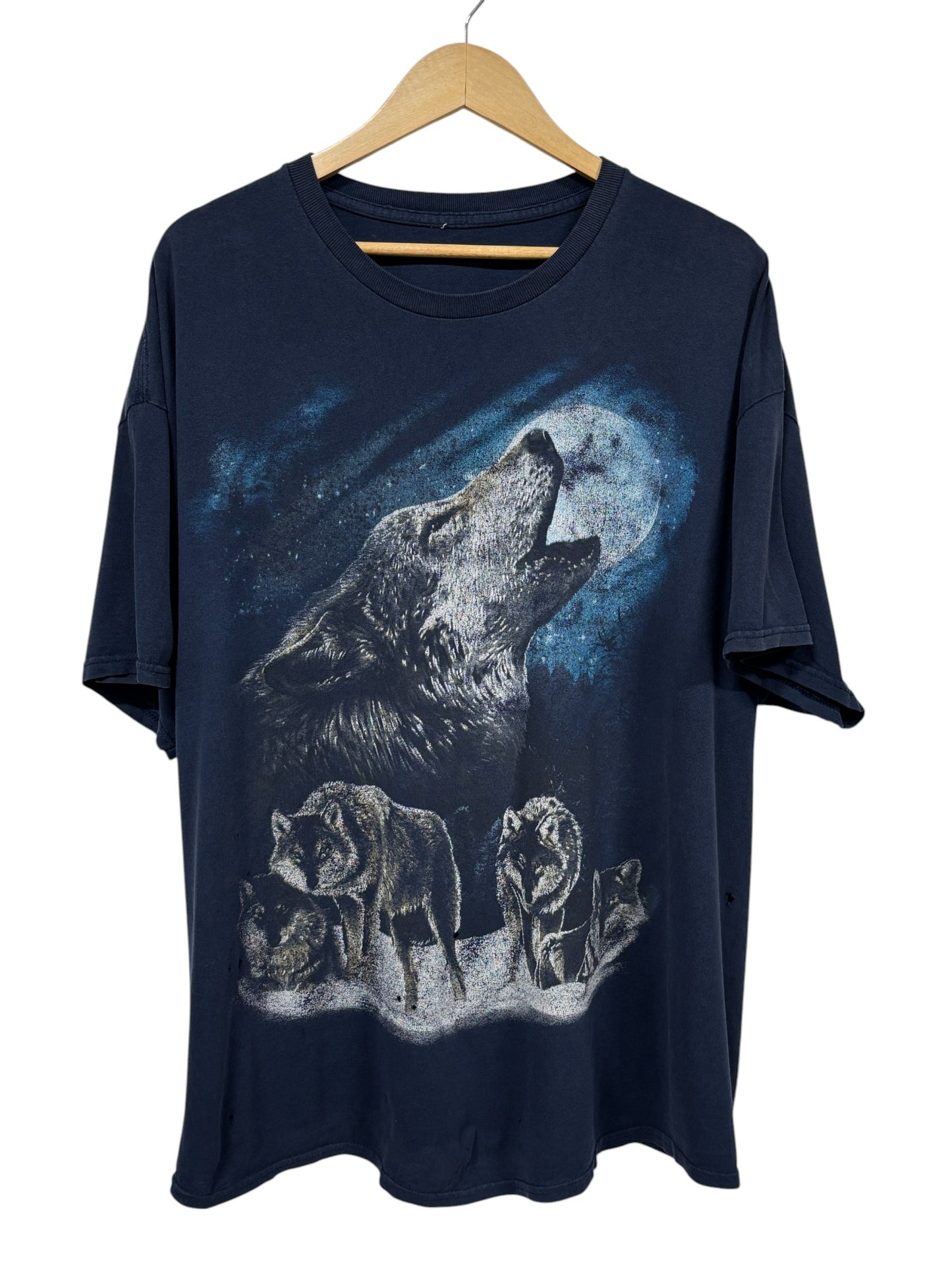 Vintage Y2K Wolf Pack Howling at Moon Nature Graphic Tee Size XL