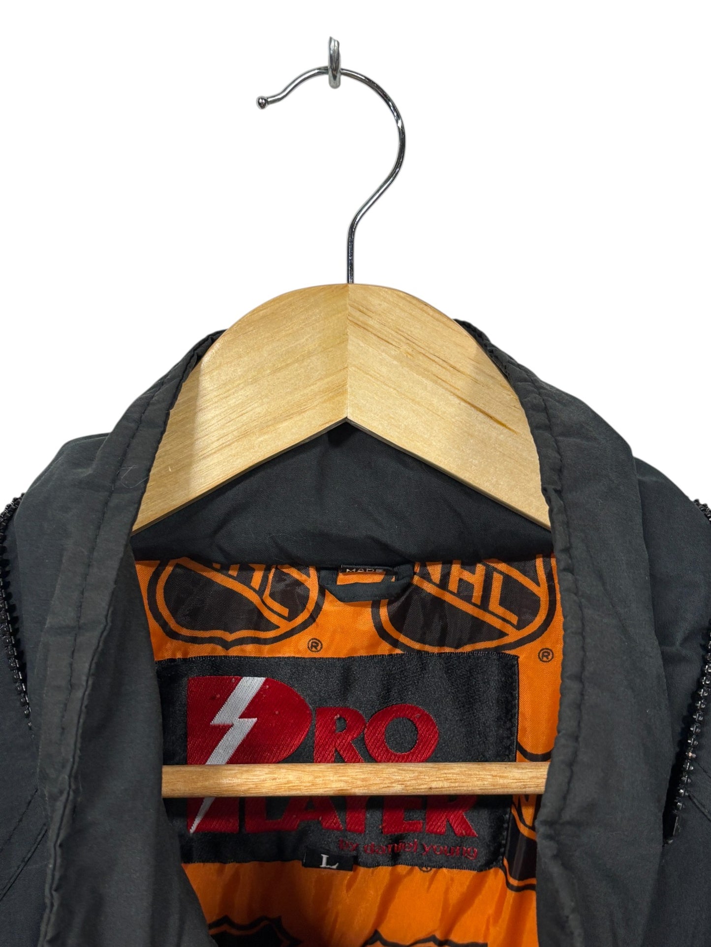 Vintage 90's Pro Player Philadelphia Flyers Hockey Puffer Jacket Size Large