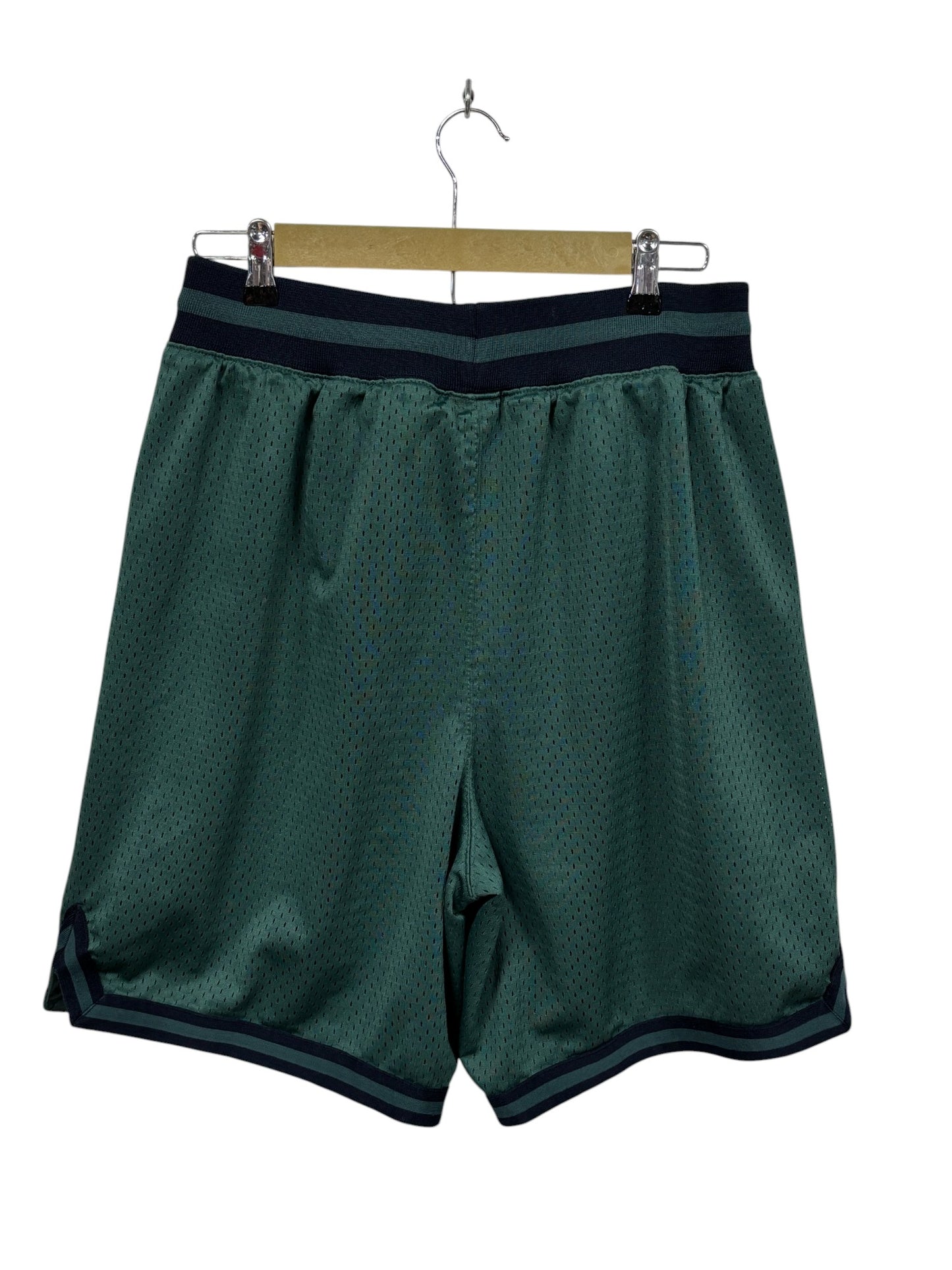 Vintage 90's Nike Green Swoosh Logo Basketball Shorts Size Large (32-34)