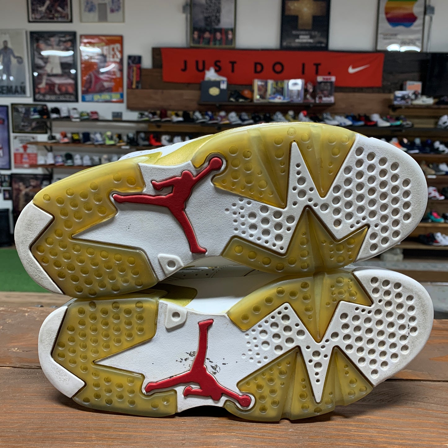 Jordan 6 'GMP' Size 10.5