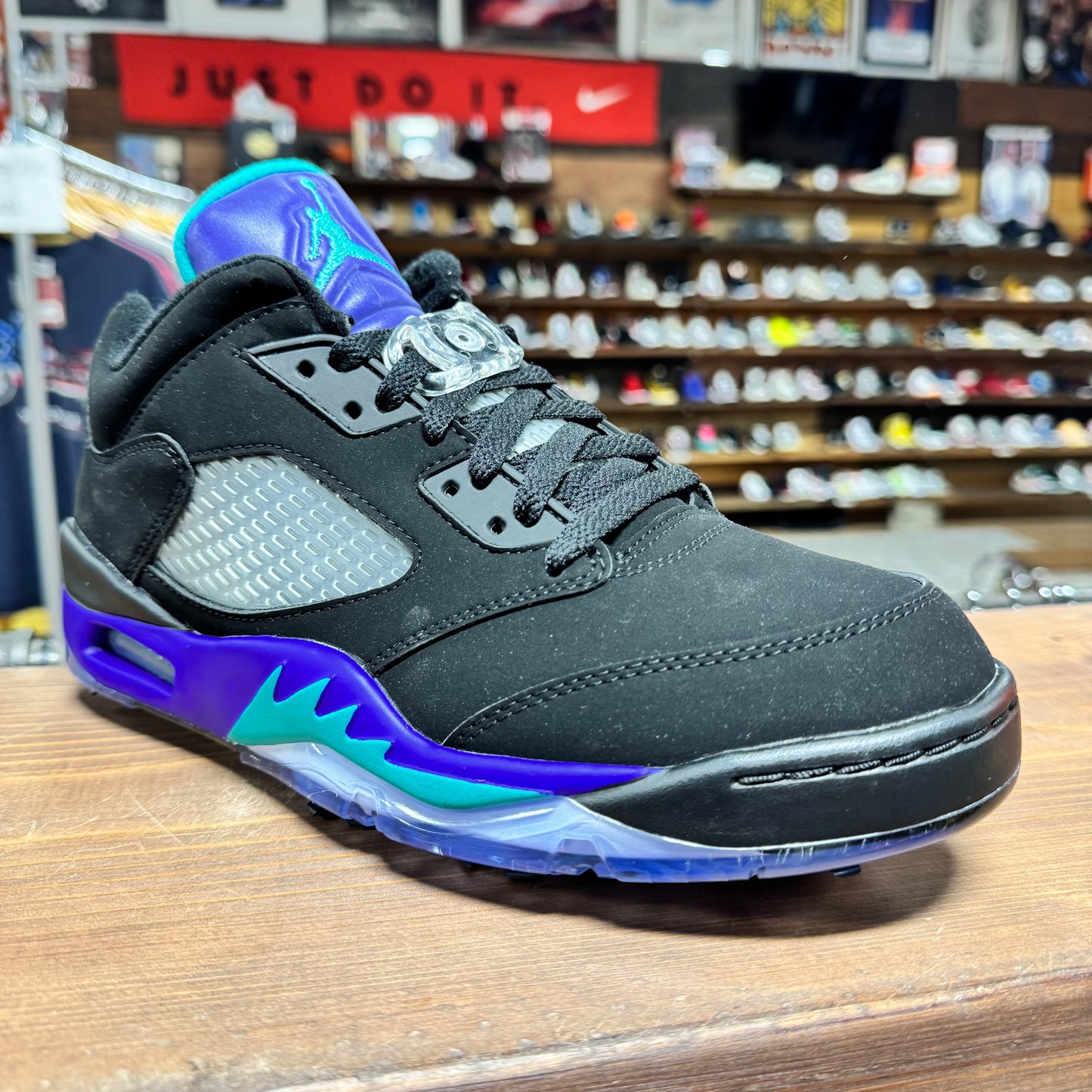Jordan 5 Low Golf 'Black Grape' Size 9 (DS)