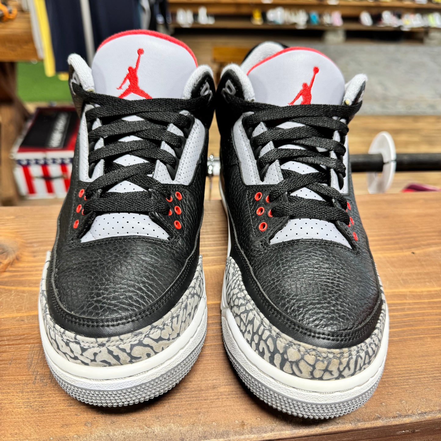 Jordan 3 'Black Cement (2018)' Size 9
