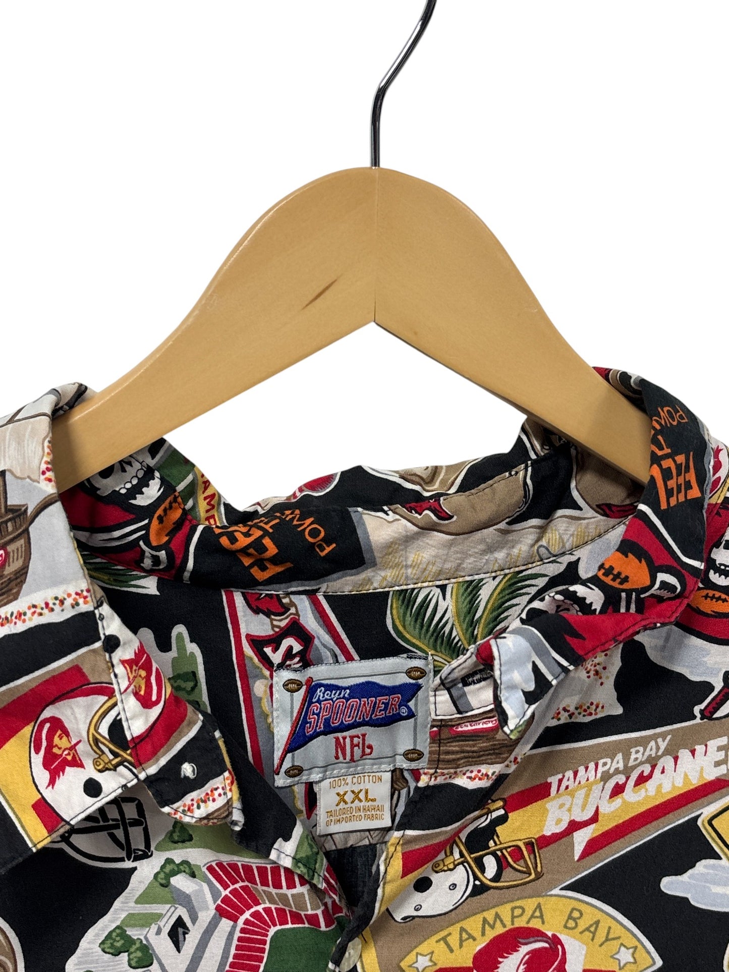 Vintage 90's Tampa Bay Buccaneers Hawaiian Vacation Shirt Size XXL