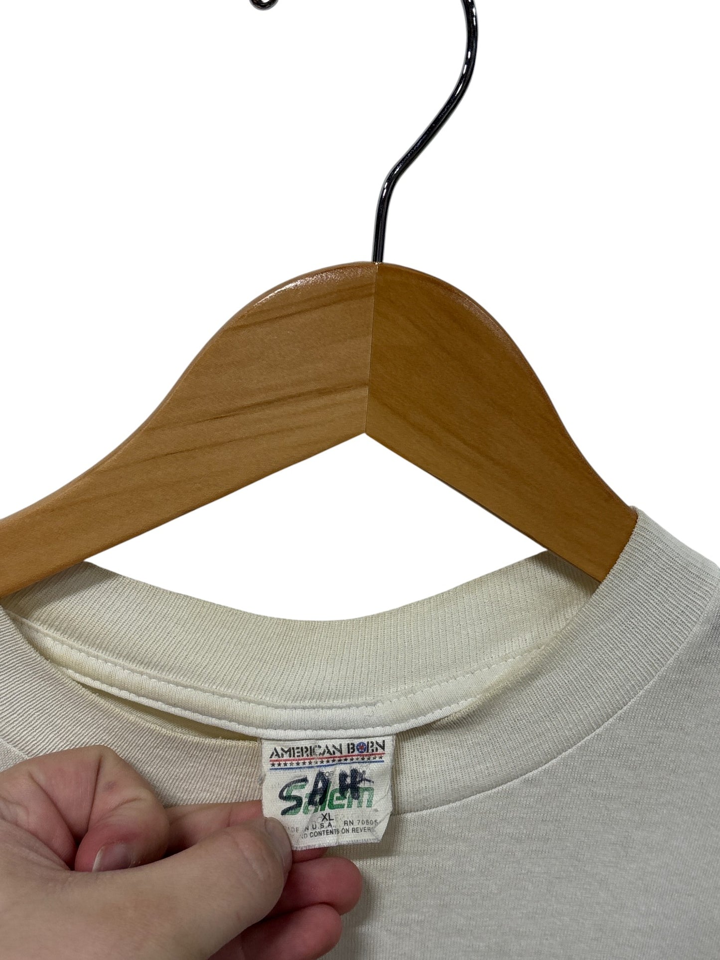 Vintage 90's Salem Fresh Wrap Escape Fresh Side Graphic Tee Size XL