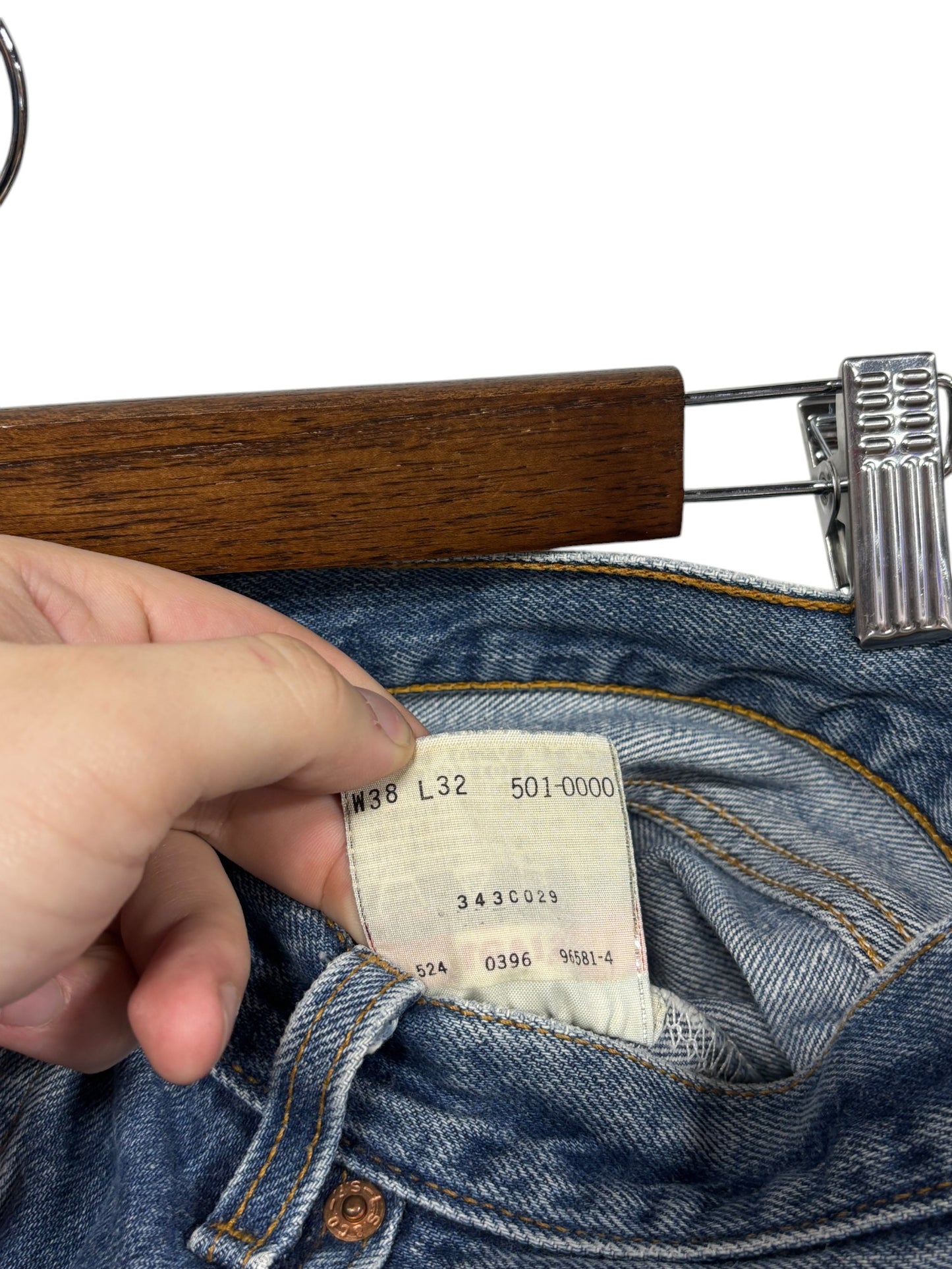 Vintage 90's Levi's 501 Made in USA Selvedge Medium Wash Jeans Size 36x29