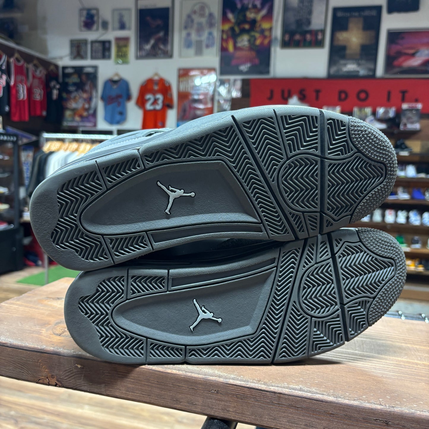 Jordan 4 'Wet Cement' Size 11.5