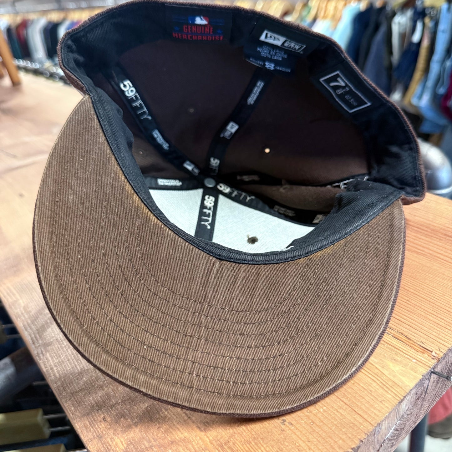 New Era Chicago White Sox Brown Fitted Hat Size 7 7/8