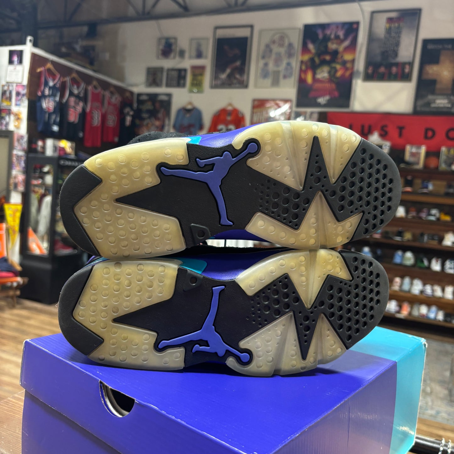 Jordan 6 'Aqua' Size 10