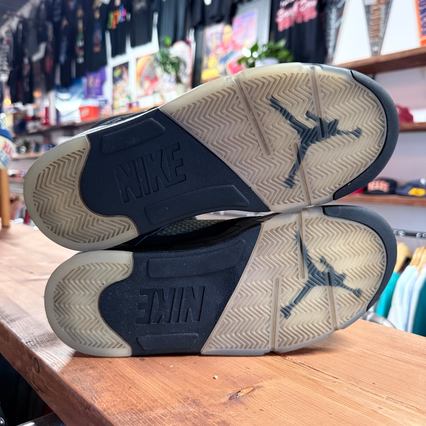 Jordan 5 'Black Metallic' Size 10.5