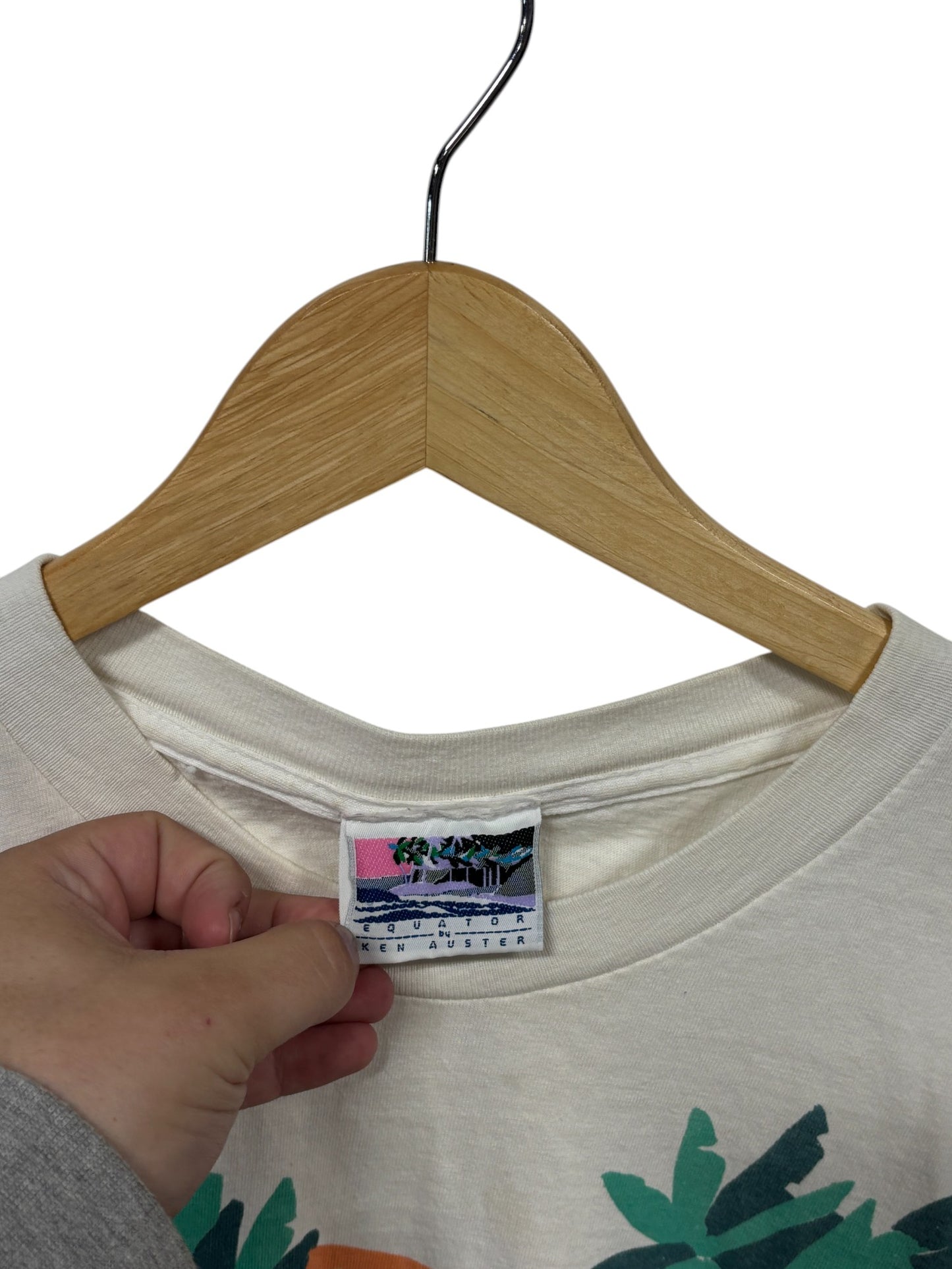 Vintage 90's Women's Tropical Island Life Cropped Tee Size Large