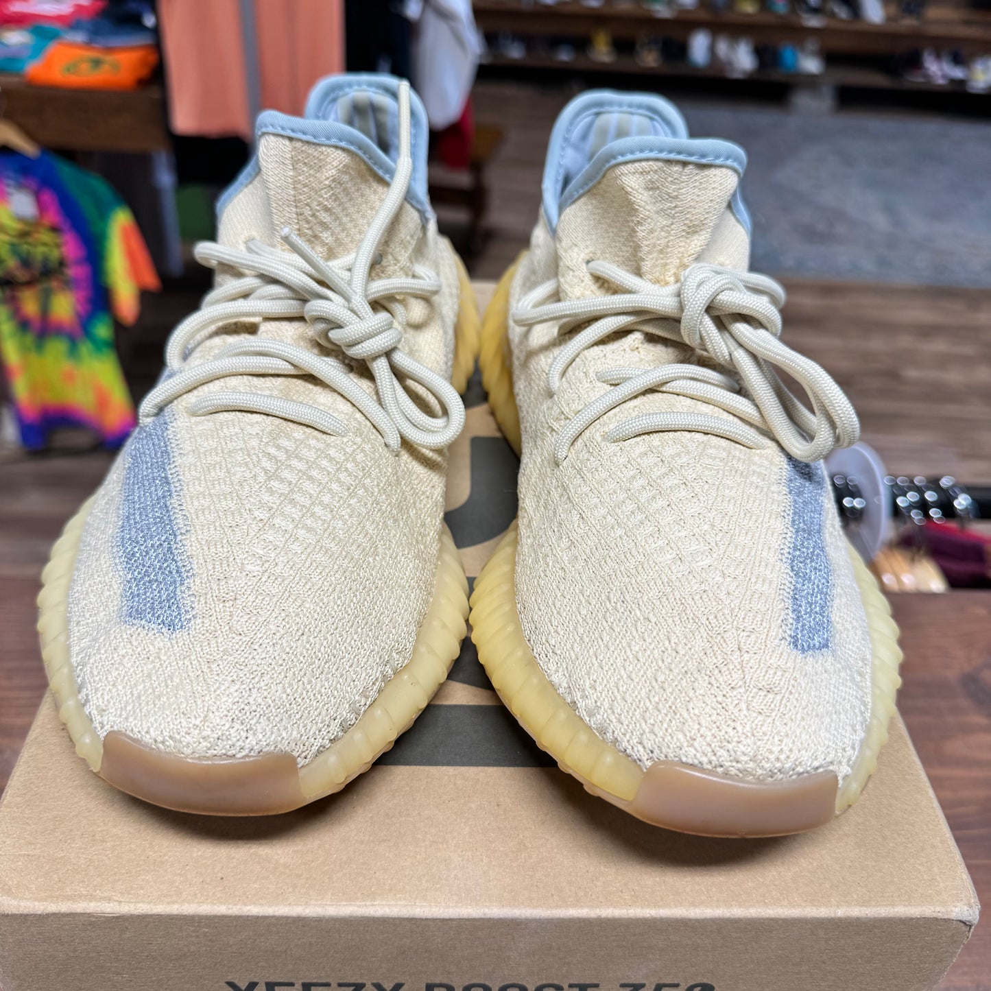 Yeezy 350 v2 'Linen' Size 9.5