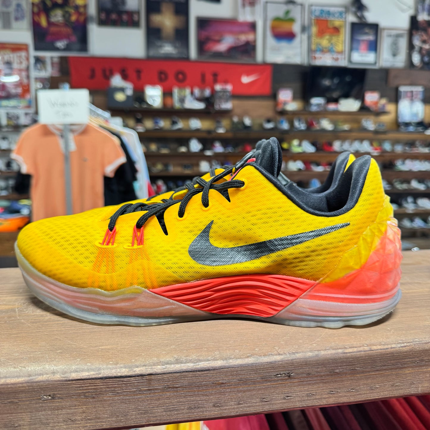 Nike Kobe Venomenon 'University Gold' Size 10.5