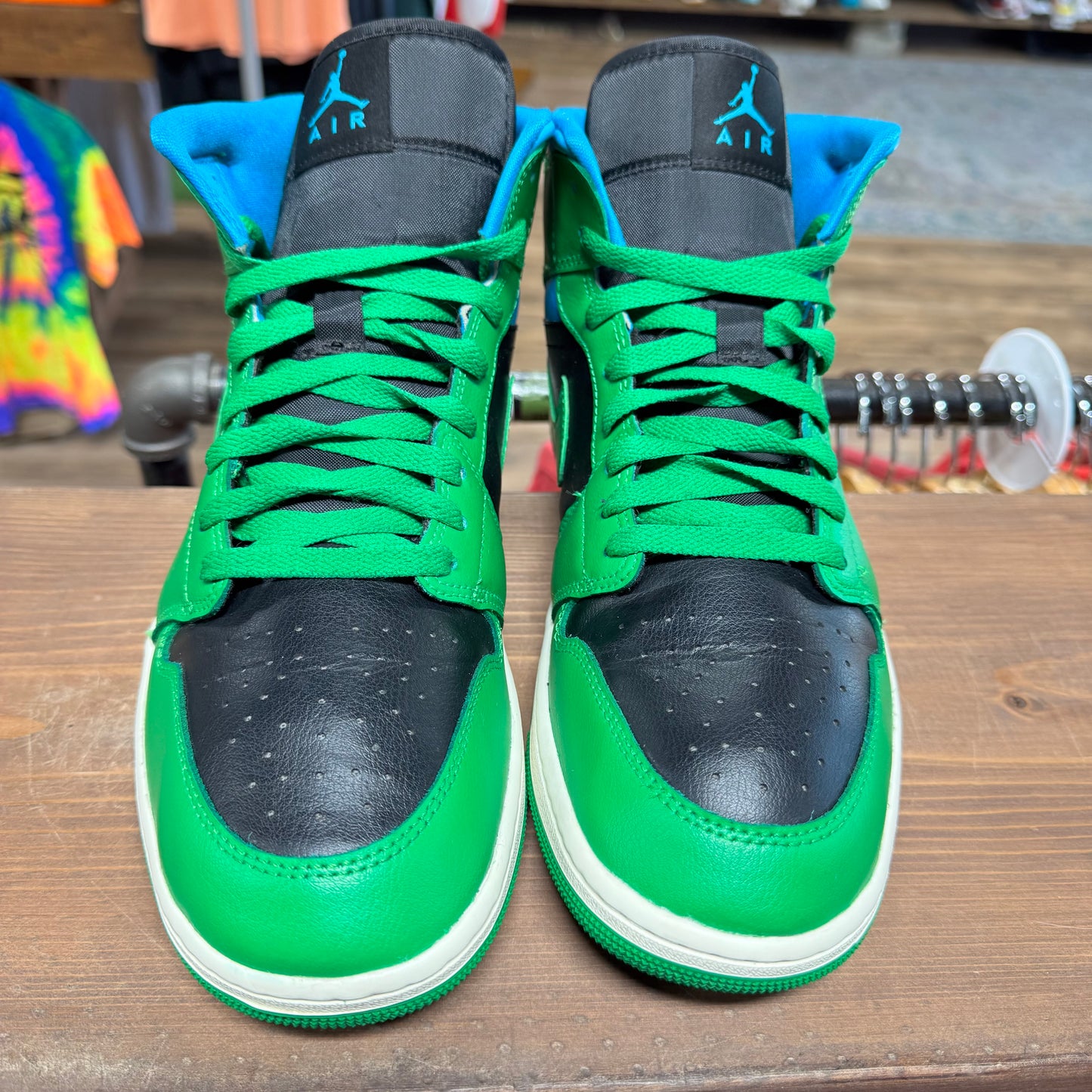 Jordan 1 Mid 'Lucky Green Aquatone' Size 10.5