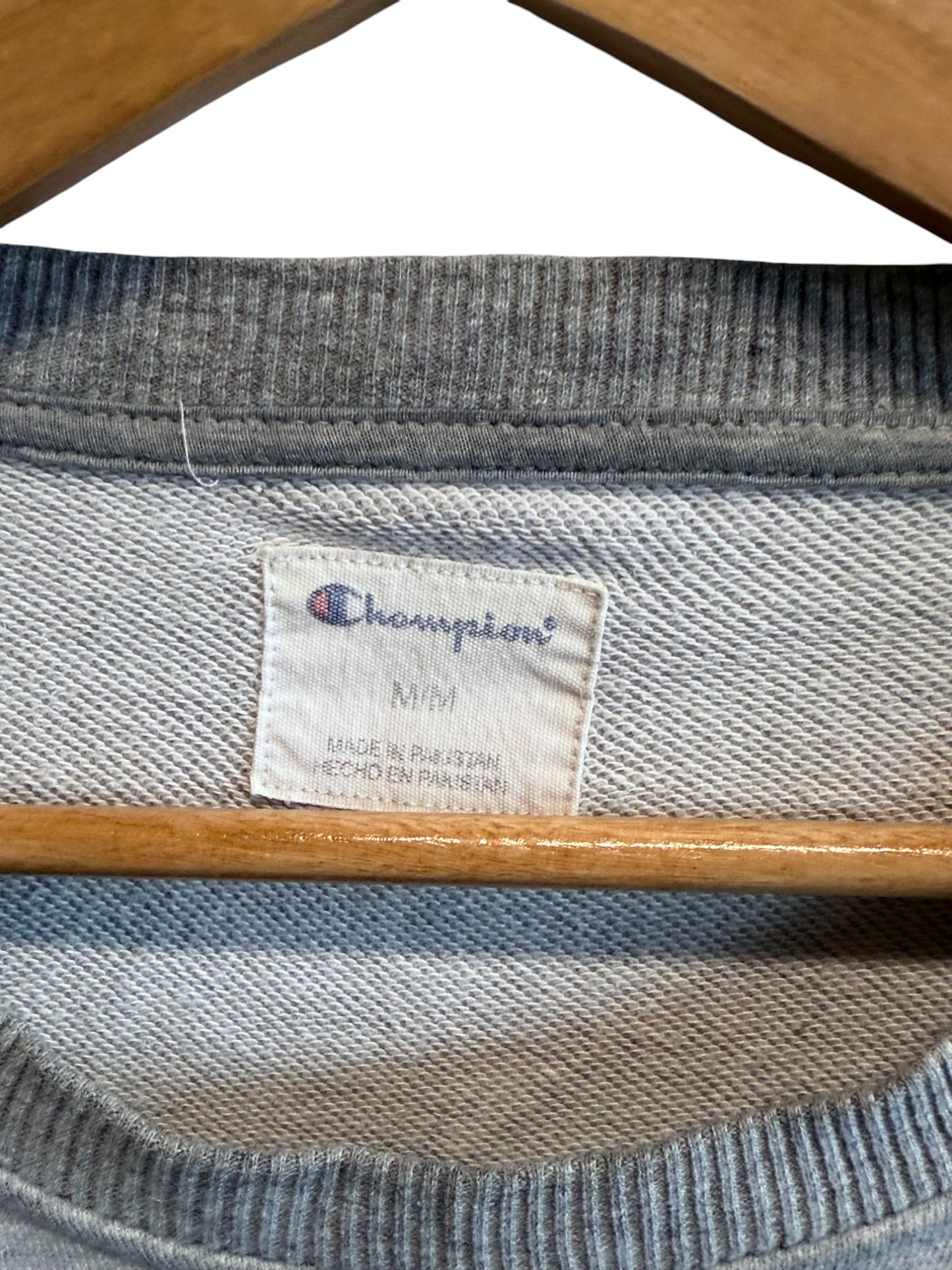 Champion Classic Logo Grey Sweater Size Medium