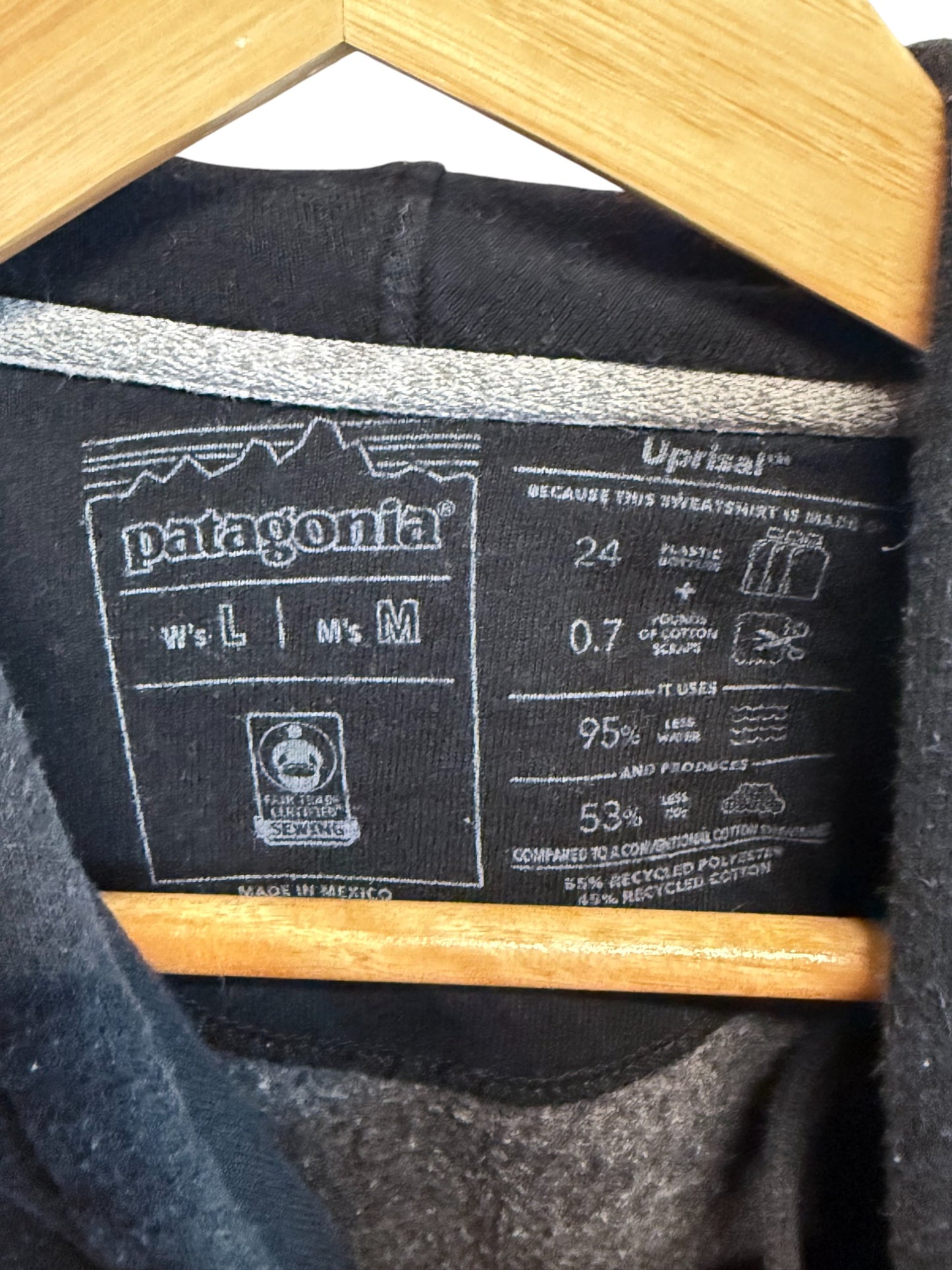 Patagonia Striped Hoodie Size Medium