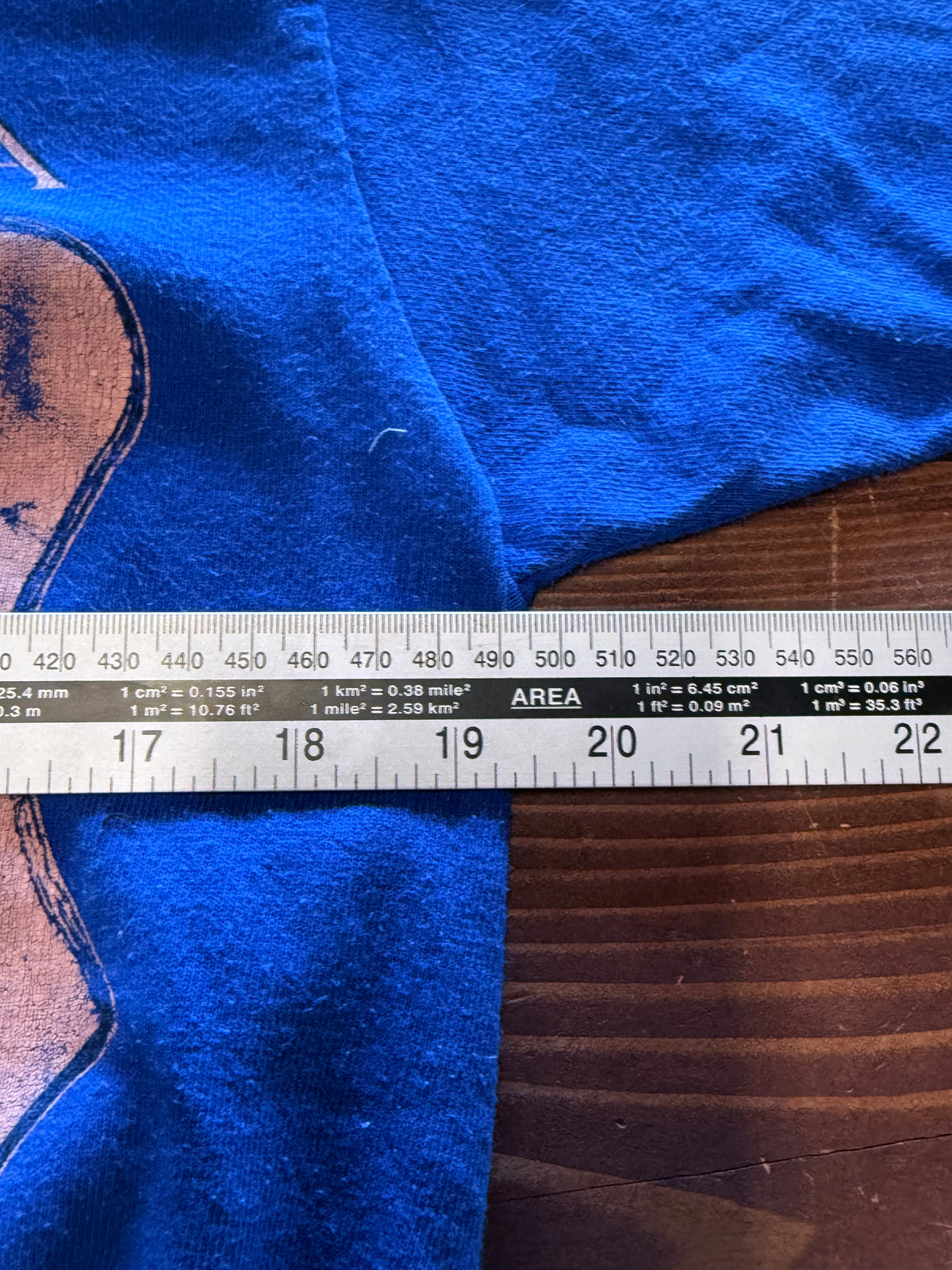 Vintage 90's South Dakota Native American Buffalo Hunting Tee Size Large