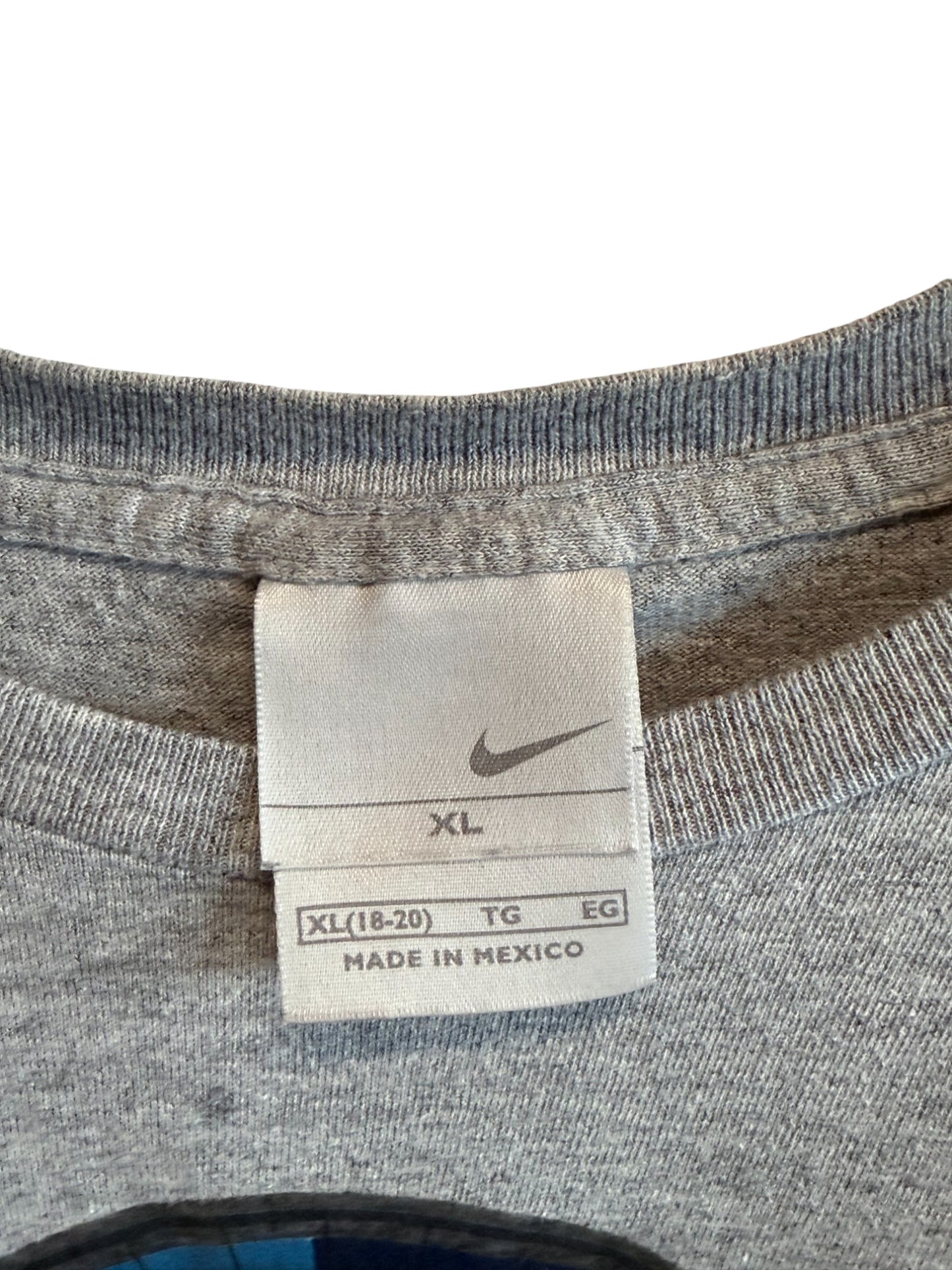 Vintage Y2K Nike Baseball Swoosh Graphic Tee Size Small (Youth XL)