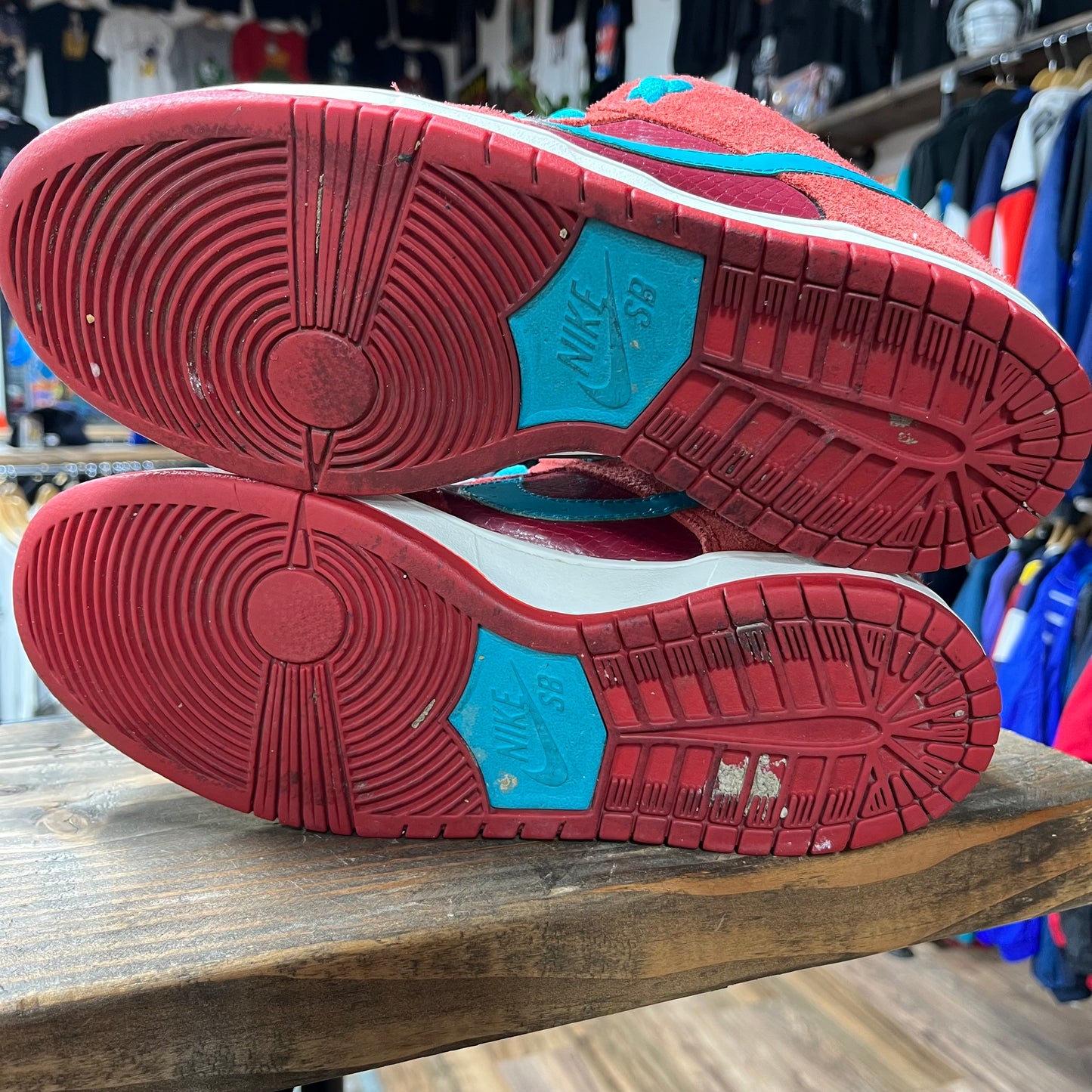 Nike SB Dunk Low 'Brickhouse' Size 9