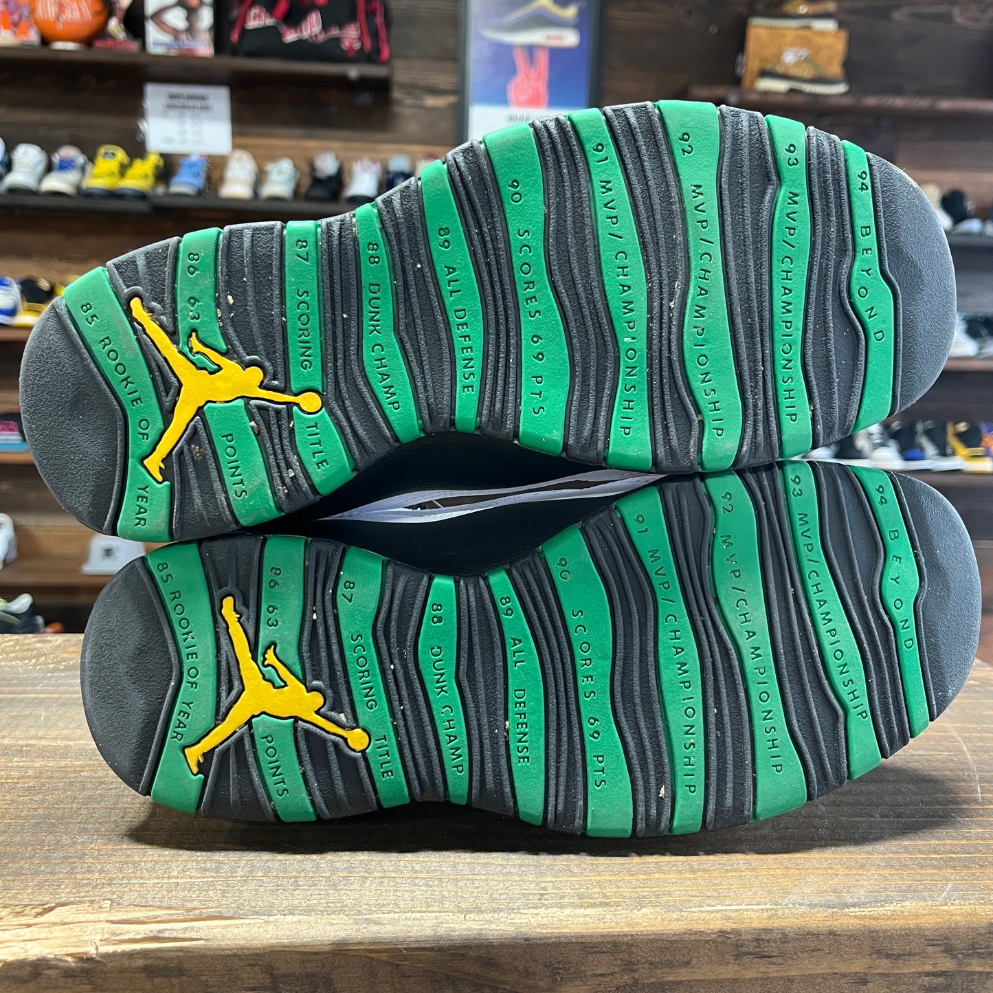 Jordan 10 'Seattle' Size 9