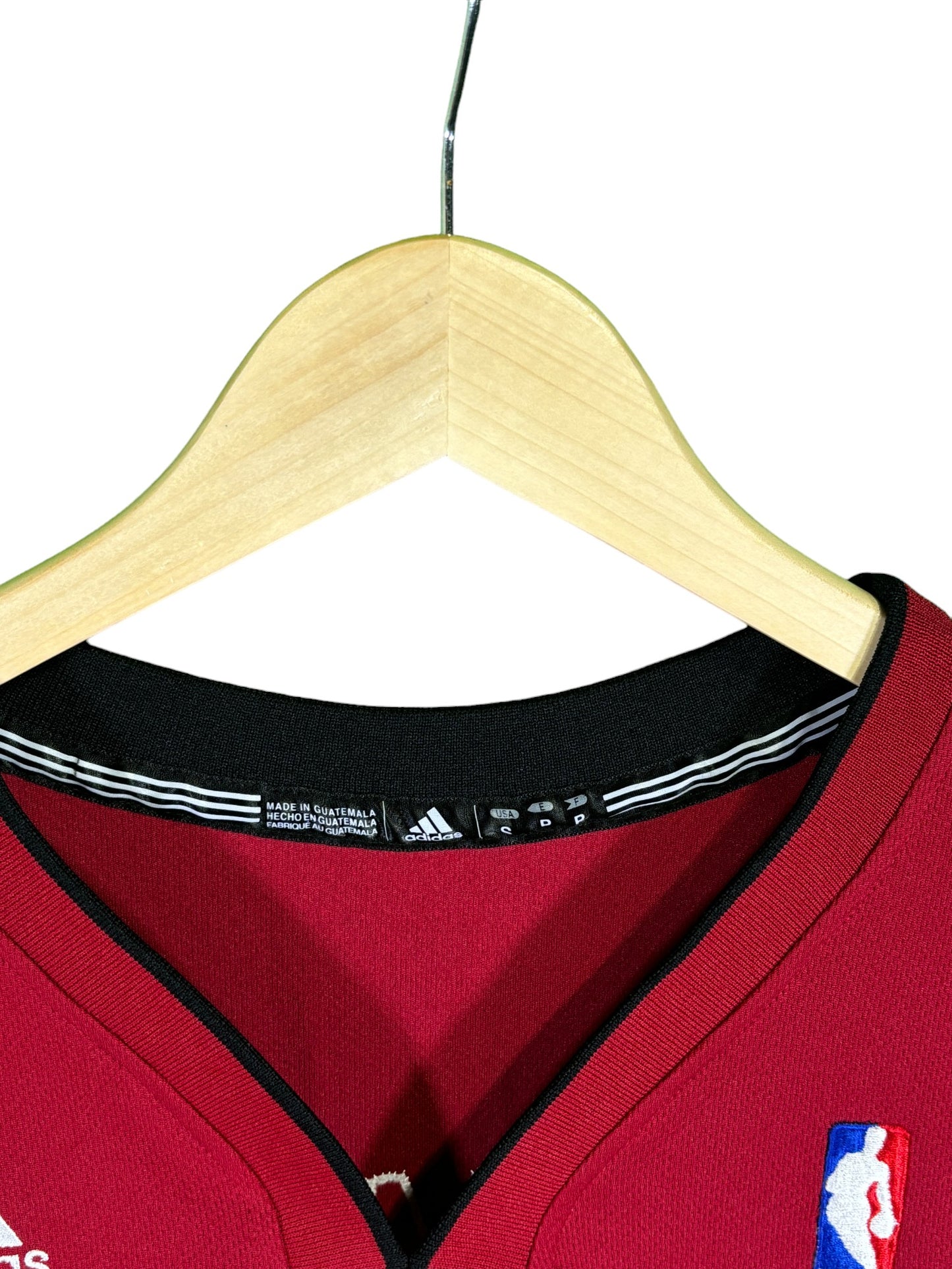 Adidas Miami Heat Lebron James #6 Red Stitched Jersey Size Small