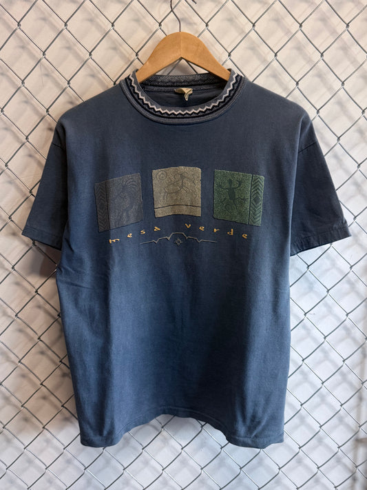 Vintage 90's Mesa Verde South West Native Art Graphic Tee Size Large