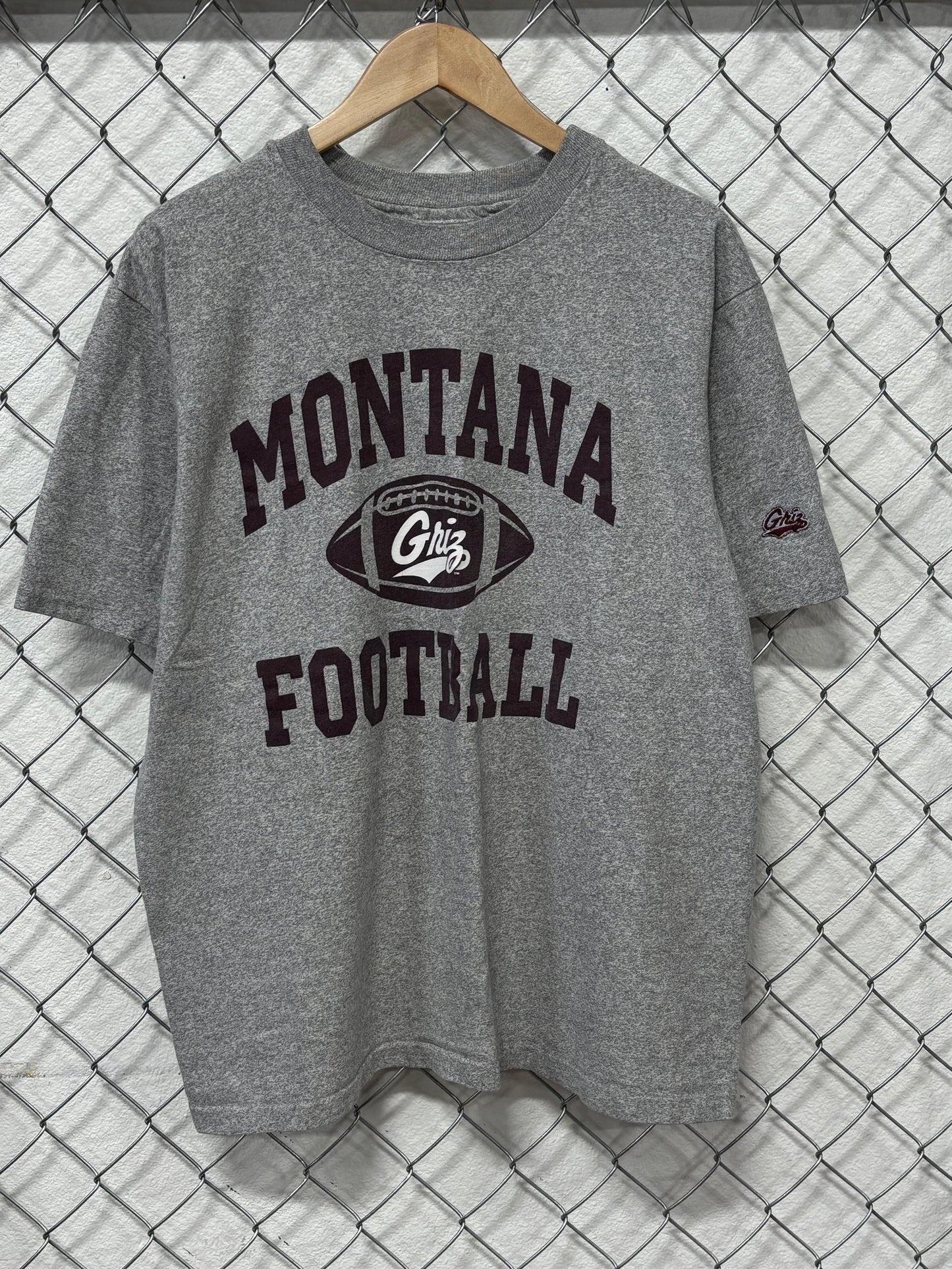Vintage University of Montana Grizzlies Football Graphic Tee Size XL