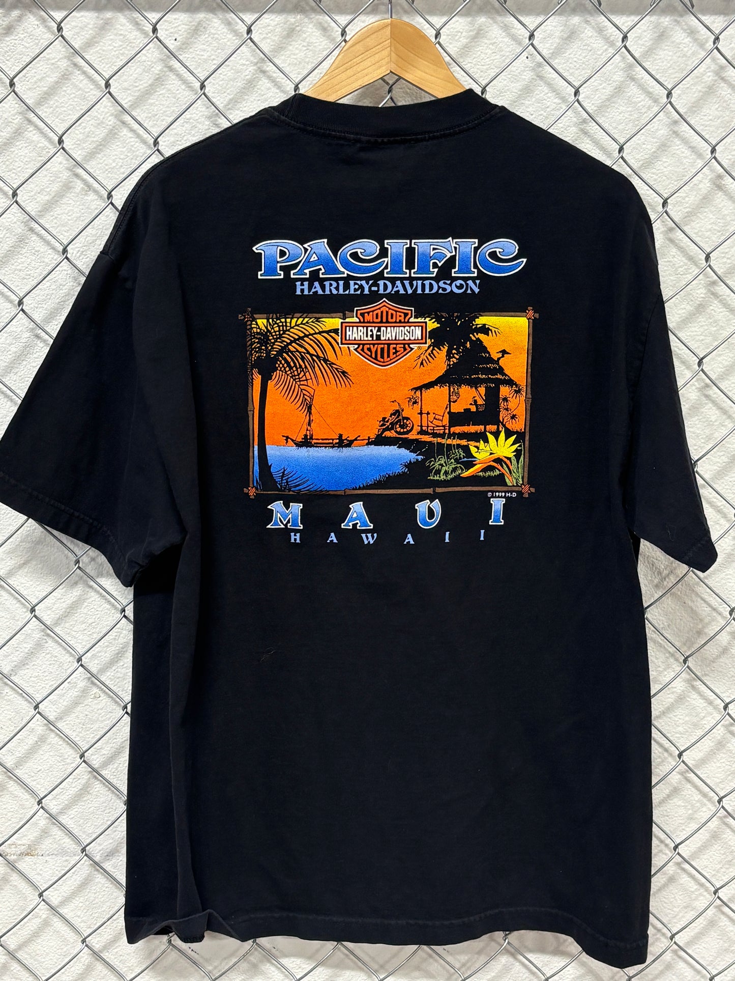 Vintage 90's Harley Davidson Maui Hawaii Biker Graphic Tee Size XL