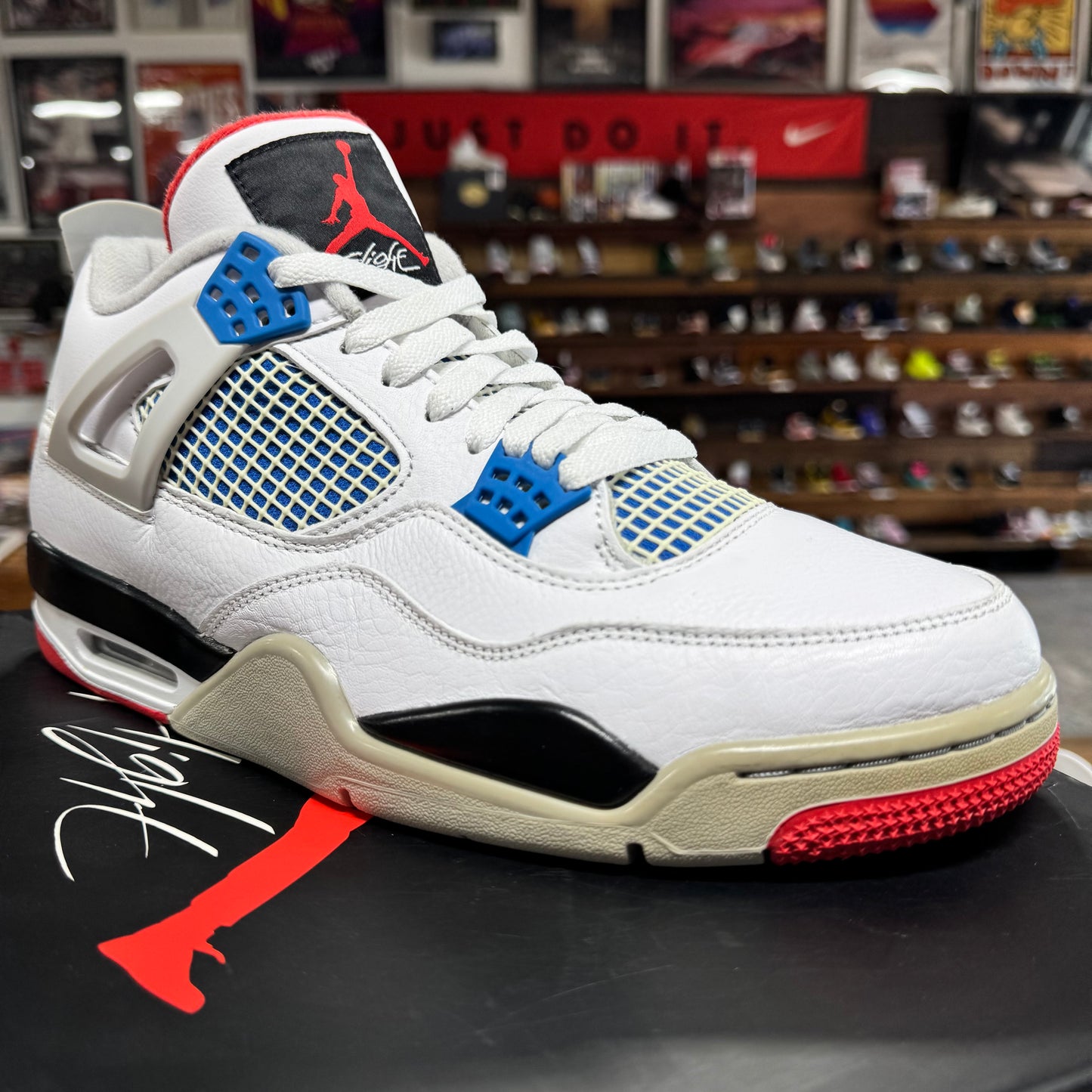 Jordan 4 'What The' Size 10