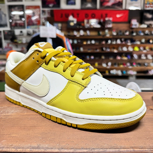 Nike Dunk Low 'Bronzite' Size 11 (DS)