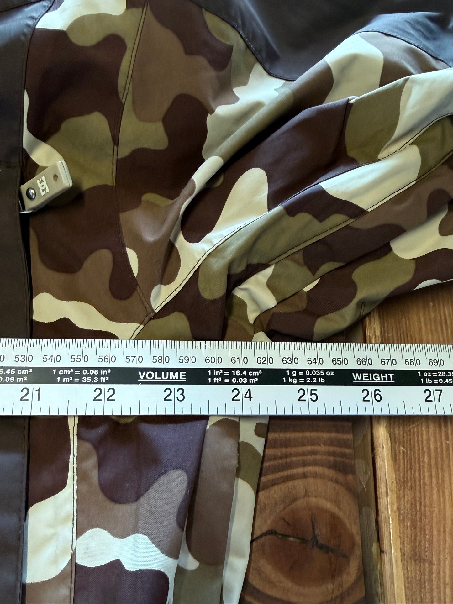 Vintage Y2K DC Skateboarding Brown Camo Shell Jacket Size XL