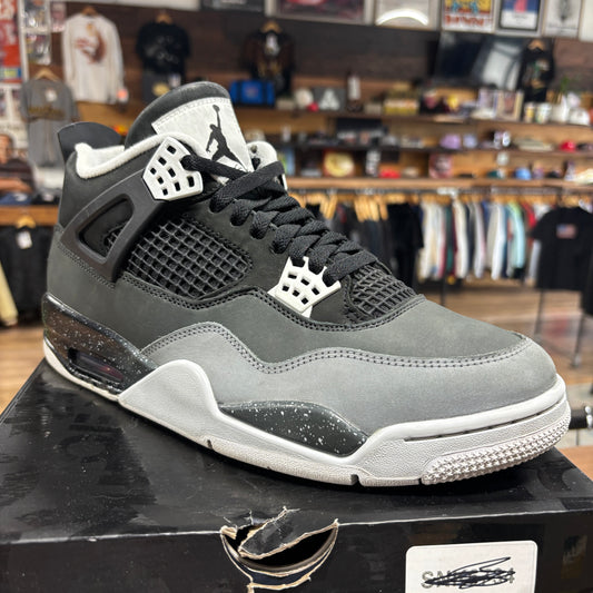 Jordan 4 'Fear' Size 11