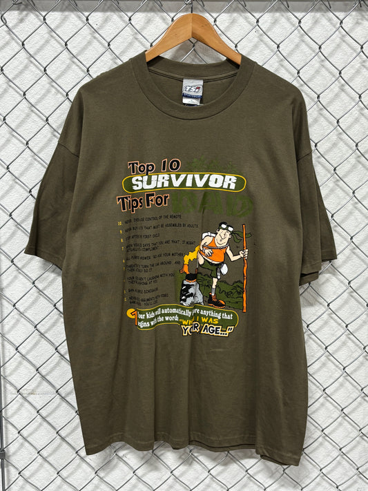 Vintage Y2K Survivor Tips for Dad Humor Graphic Tee Size XL