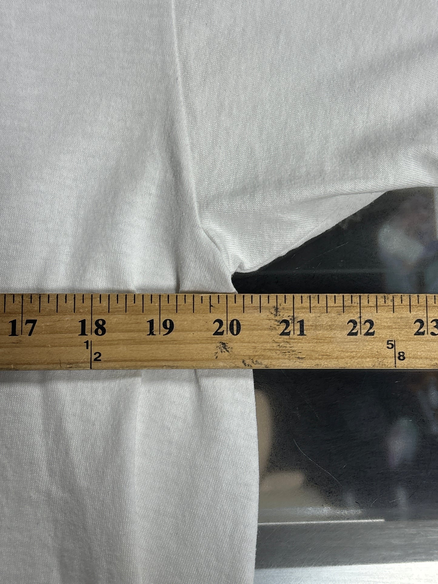 Vintage 90's Iceland Graphic Tee Size Large