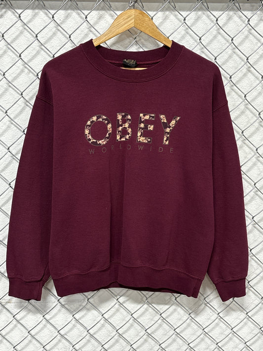 Vintage Y2K Obey Worldwide Crewneck Sweater Size Medium