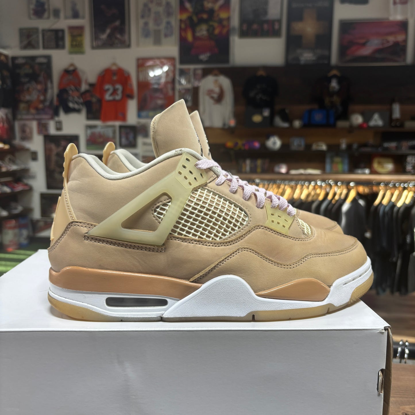 Jordan 4 'Shimmer' Size 11.5W/10M