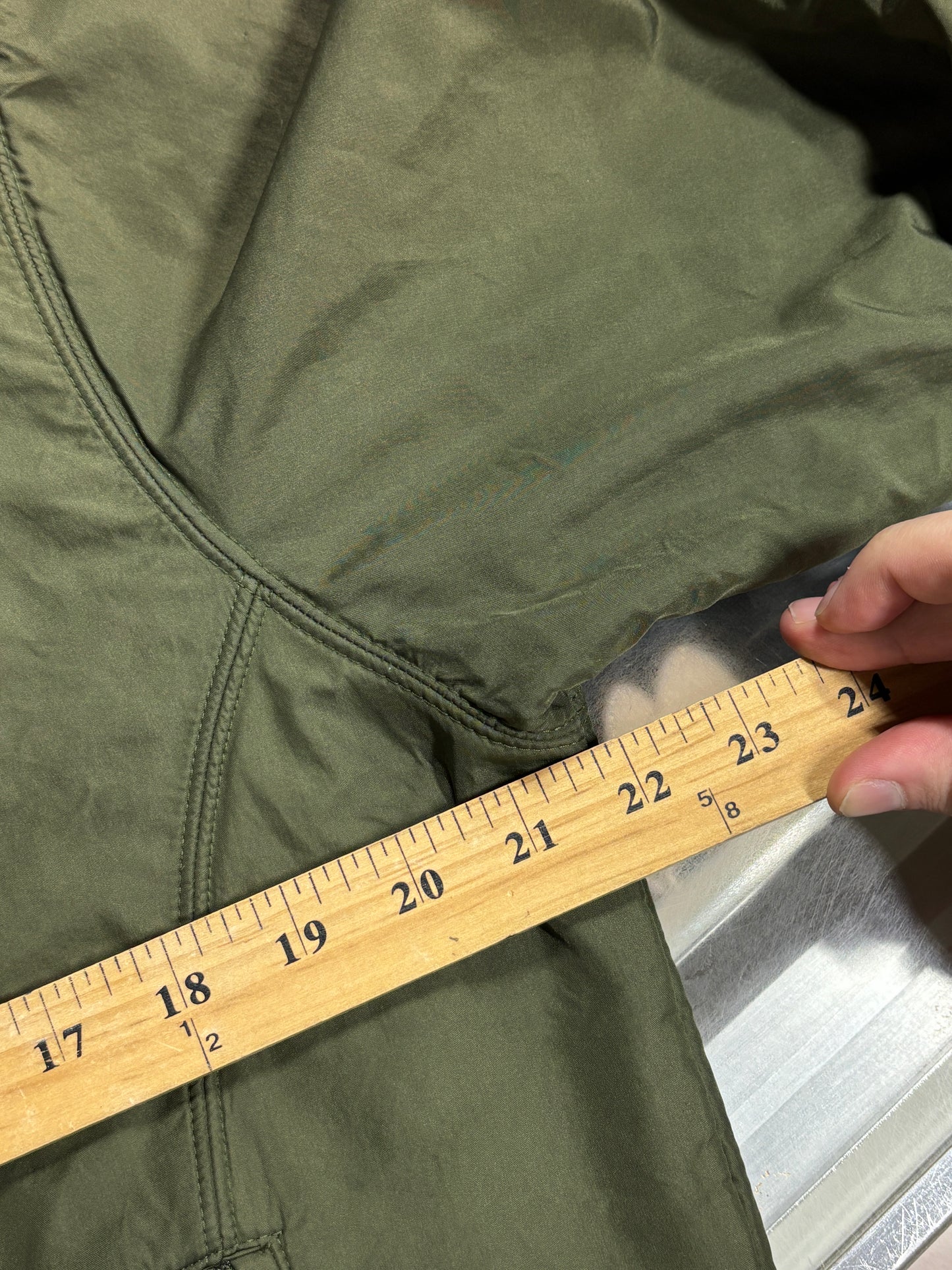 Vintage Y2K Olive Green Nike Zip Up Windbreaker Jacket Size Medium