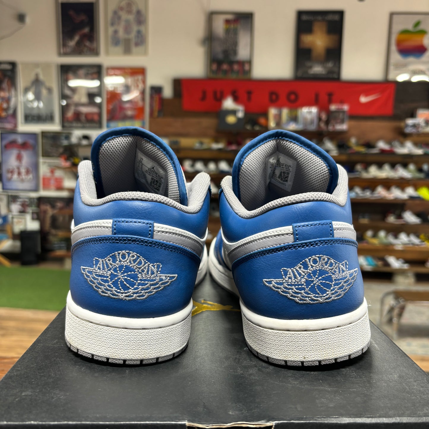 Jordan 1 Low 'True Blue' Size 11