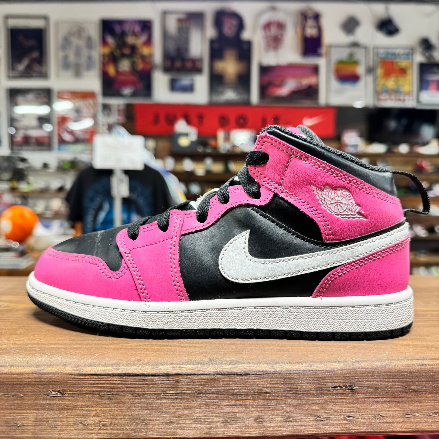 Jordan 1 Mid 'Pinksicle' Size 3Y