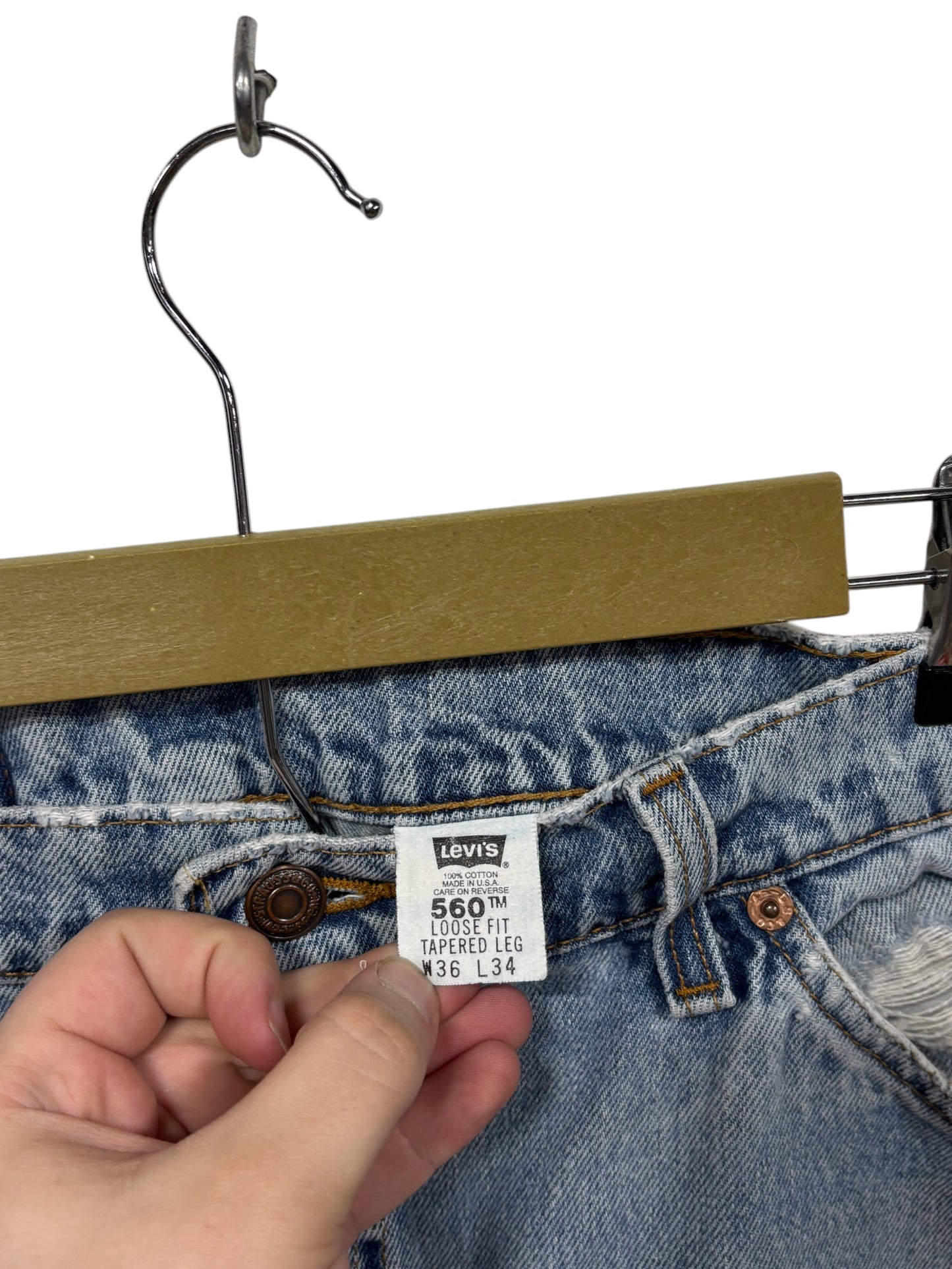 Vintage Levi's 560 Loose Fit Tapered Leg Repaired Denim Jeans Size 34x32