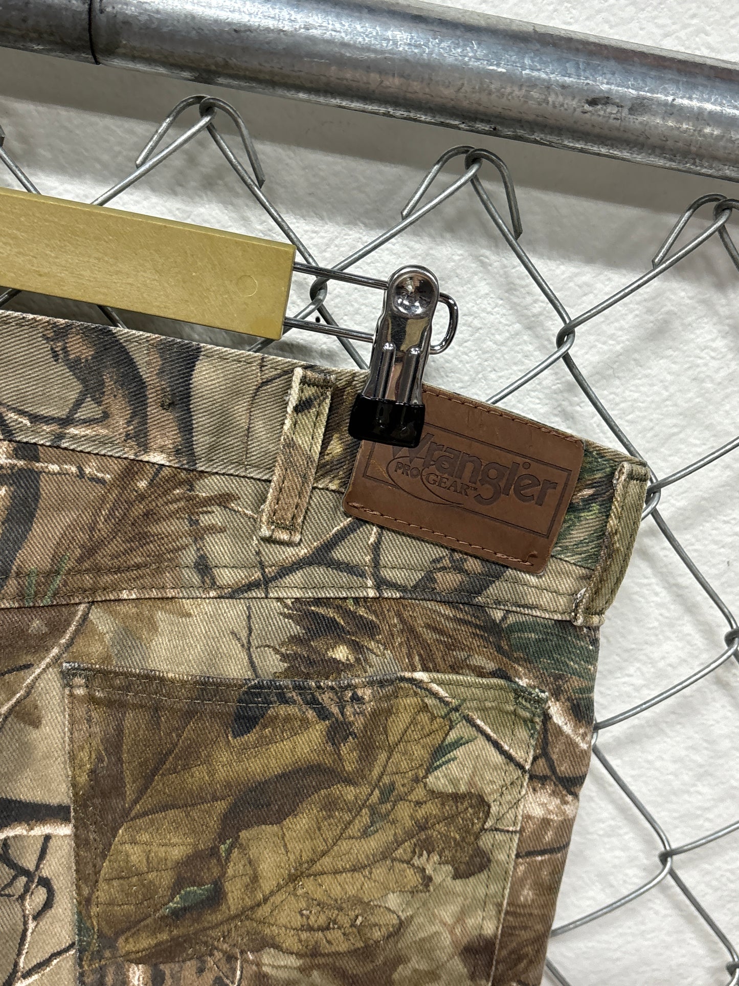 Vintage Wrangler Pro Gear Real Tree Camo Pants Size 36x33