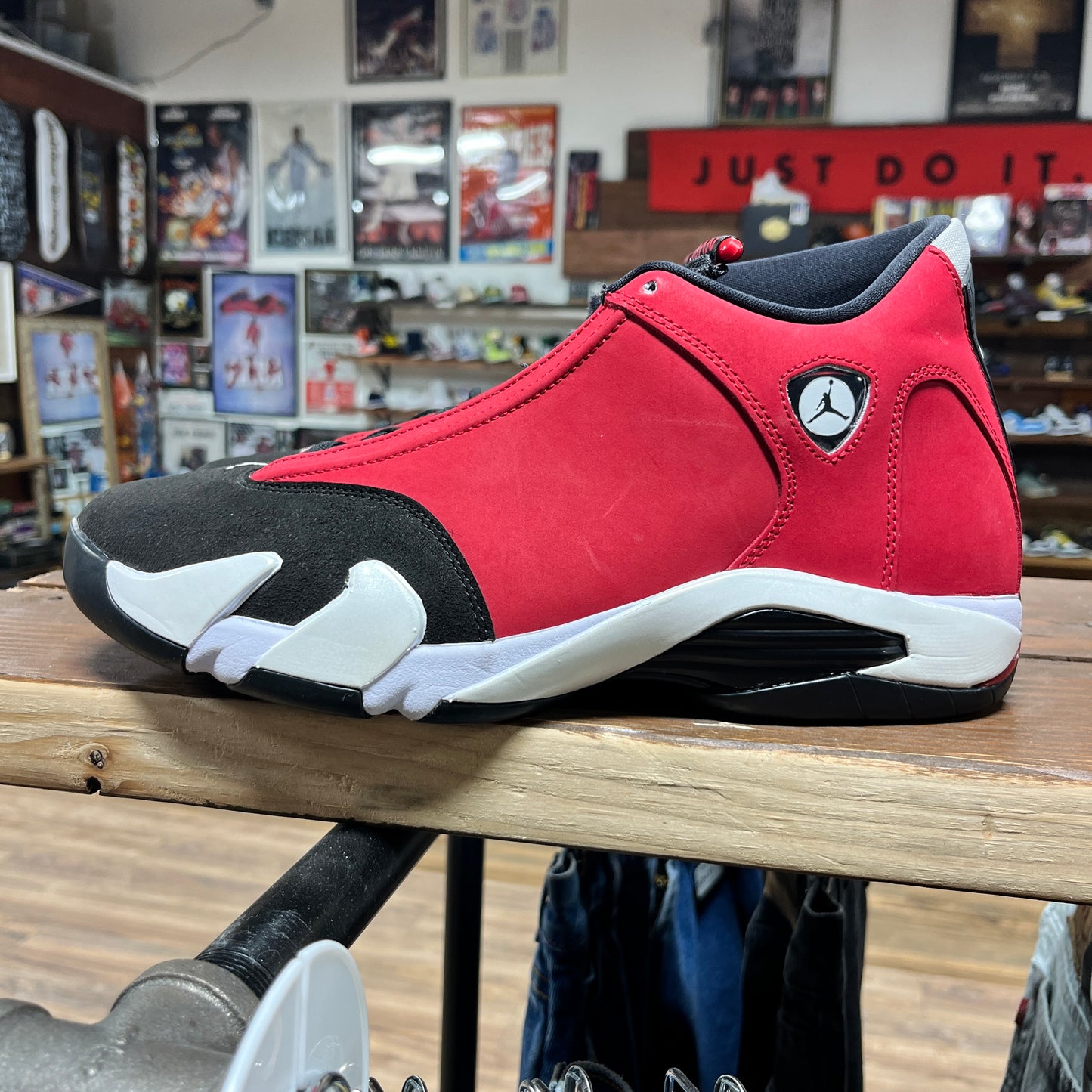 Jordan 14 'Gym Red' Size 10.5