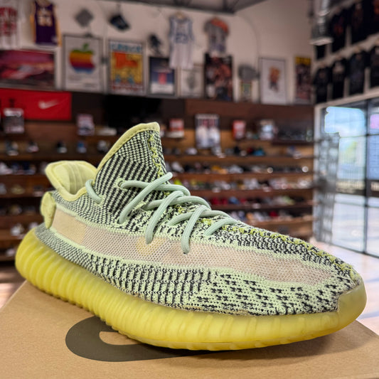 Yeezy 350 v2 'Yeezreal' Size 9.5